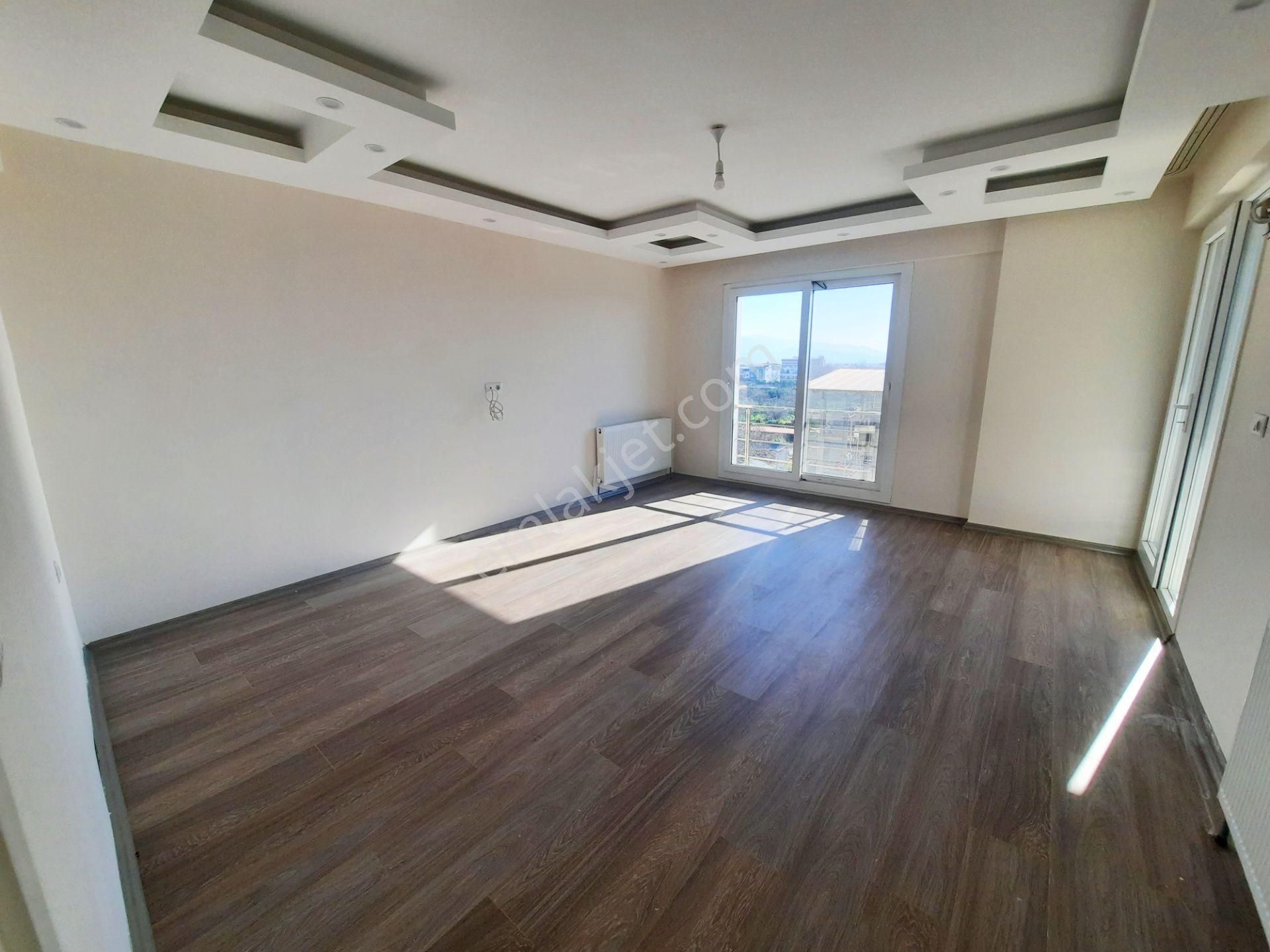 Dallıca Cadde Üzerinde, Site İçinde 3.kat Daire.. - Görsel 3