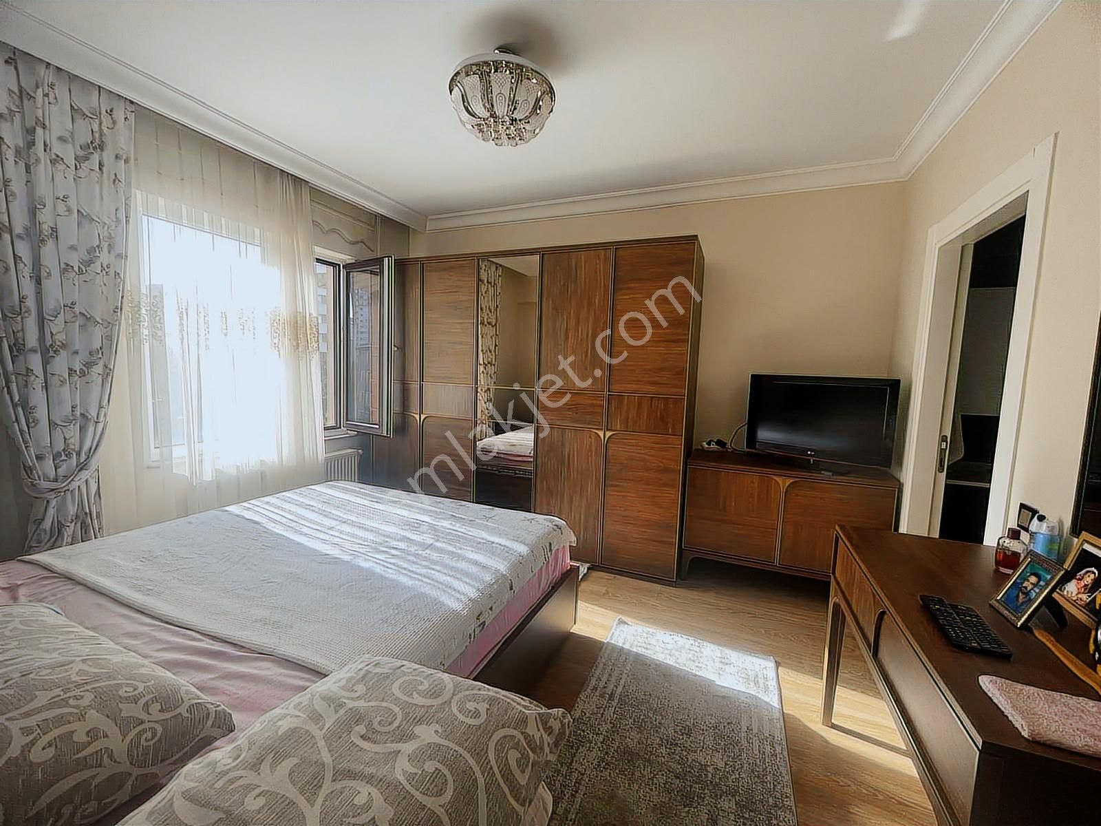 Beylikdüzü Adnan Kahveci Mükemmel Konumda Satılık 3+1 Daire - Görsel 8