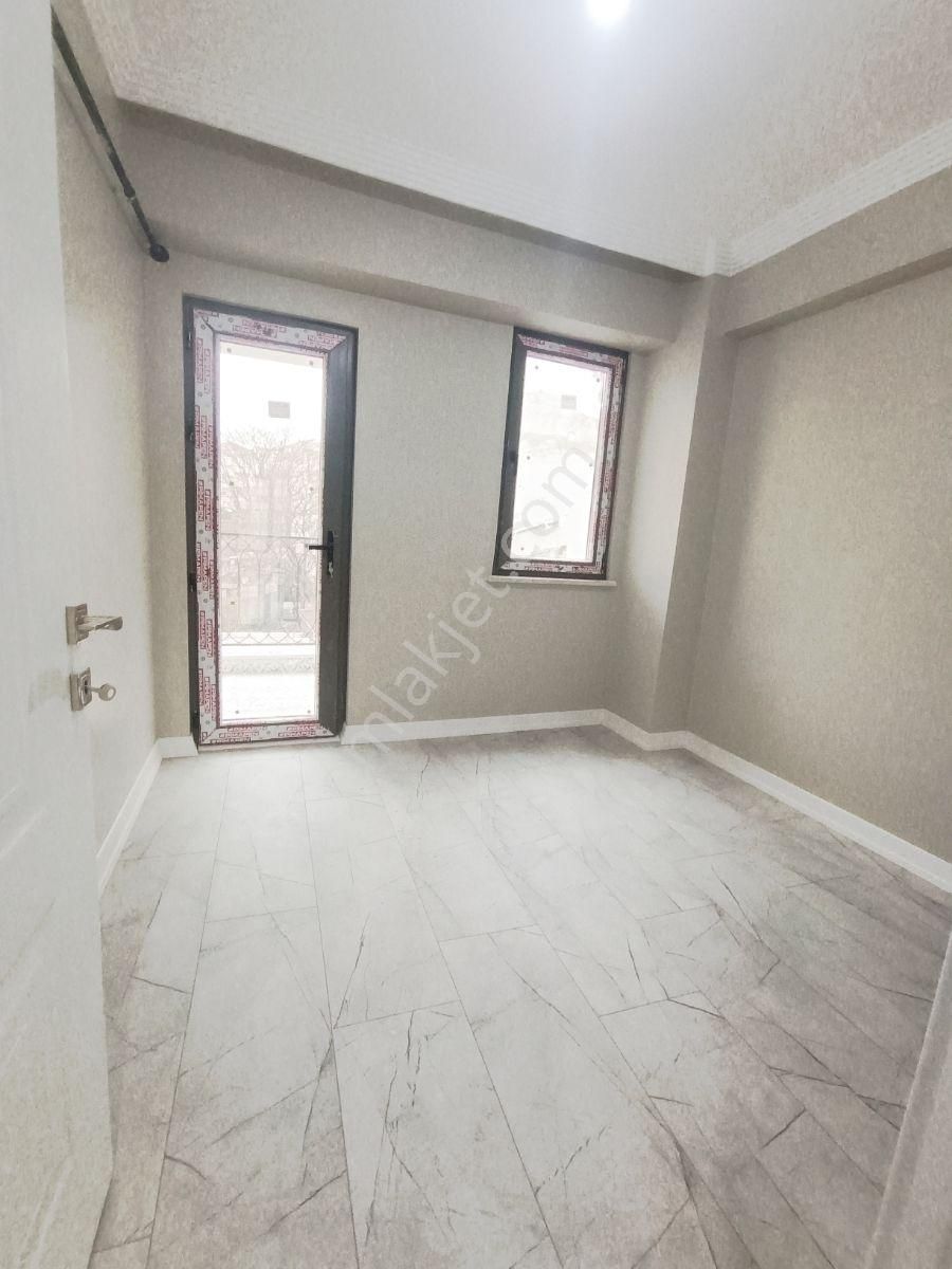 Vatan Caddesine Cepe Sıfır 2+1 Büro Ve Ofis Olcak Daire - Görsel 10