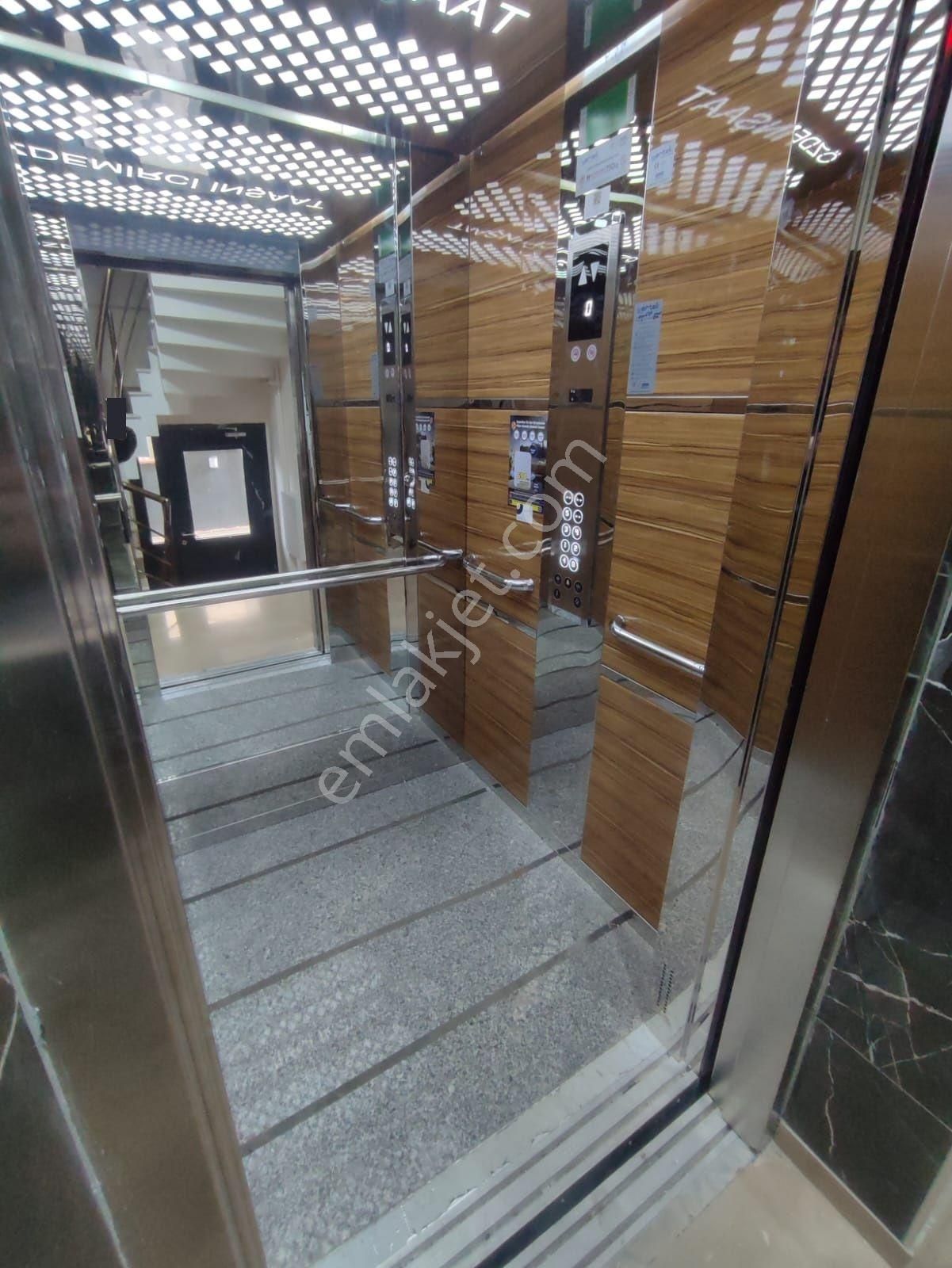 Sultanbeyli Mehmet Akif Mah. Ters Dubleks Satılık Daire - Görsel 31