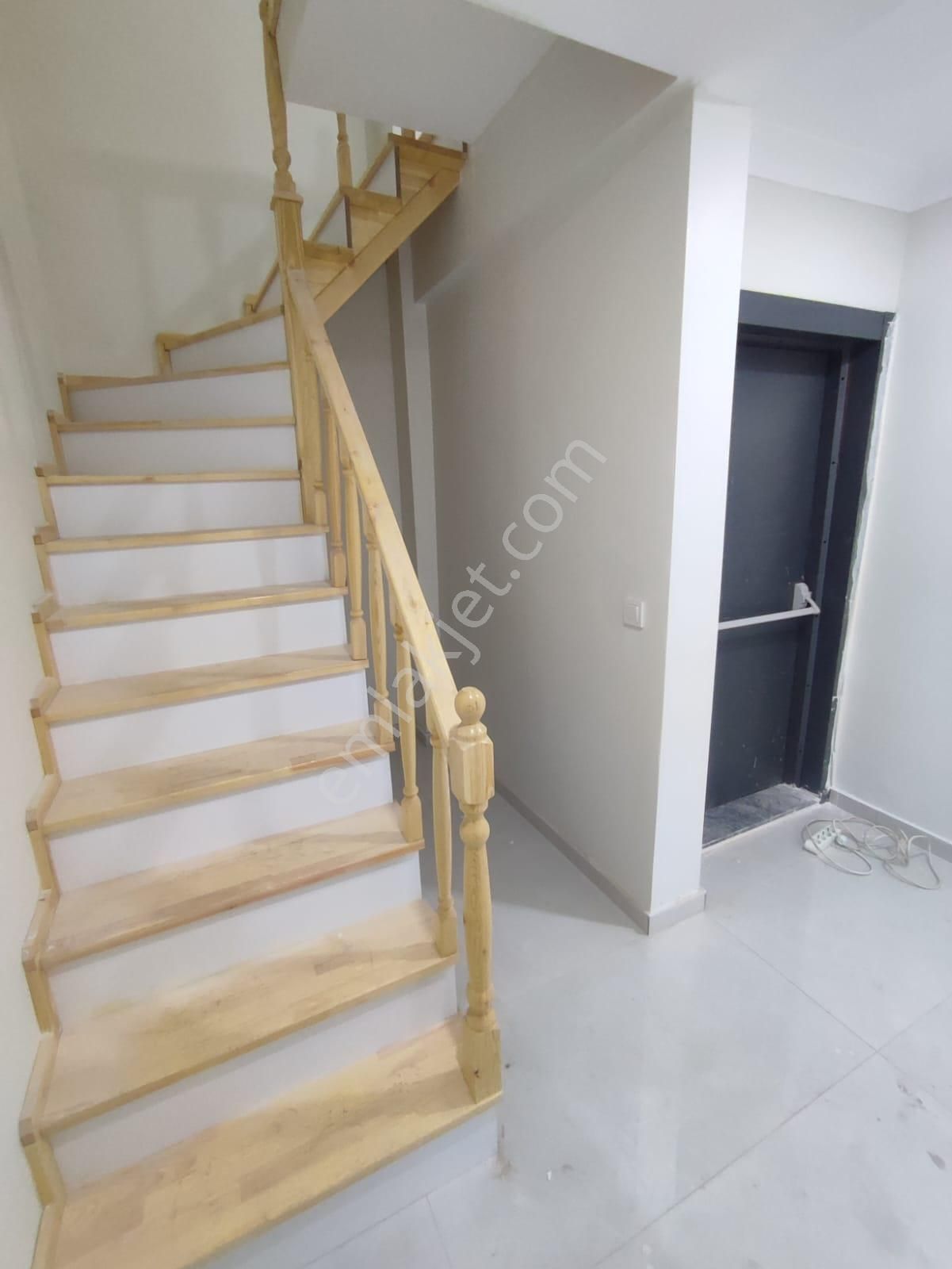 Sultanbeyli Mehmet Akif Mah. Ters Dubleks Satılık Daire - Görsel 17