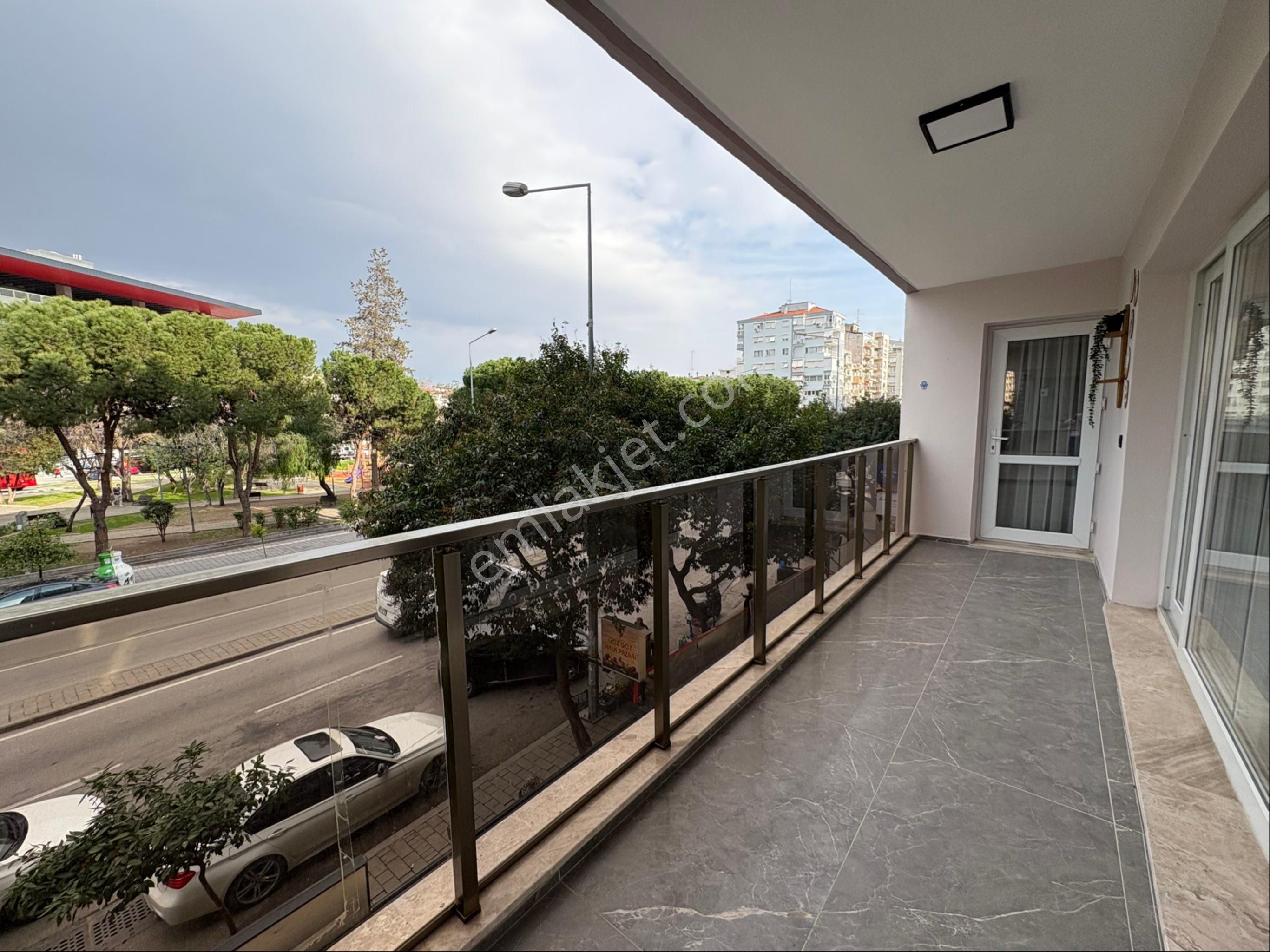 İzmir İnönü Caddesi Göztepe Stat Karşısı Full Yapılı 3+1 Satılık Daire - Görsel 32