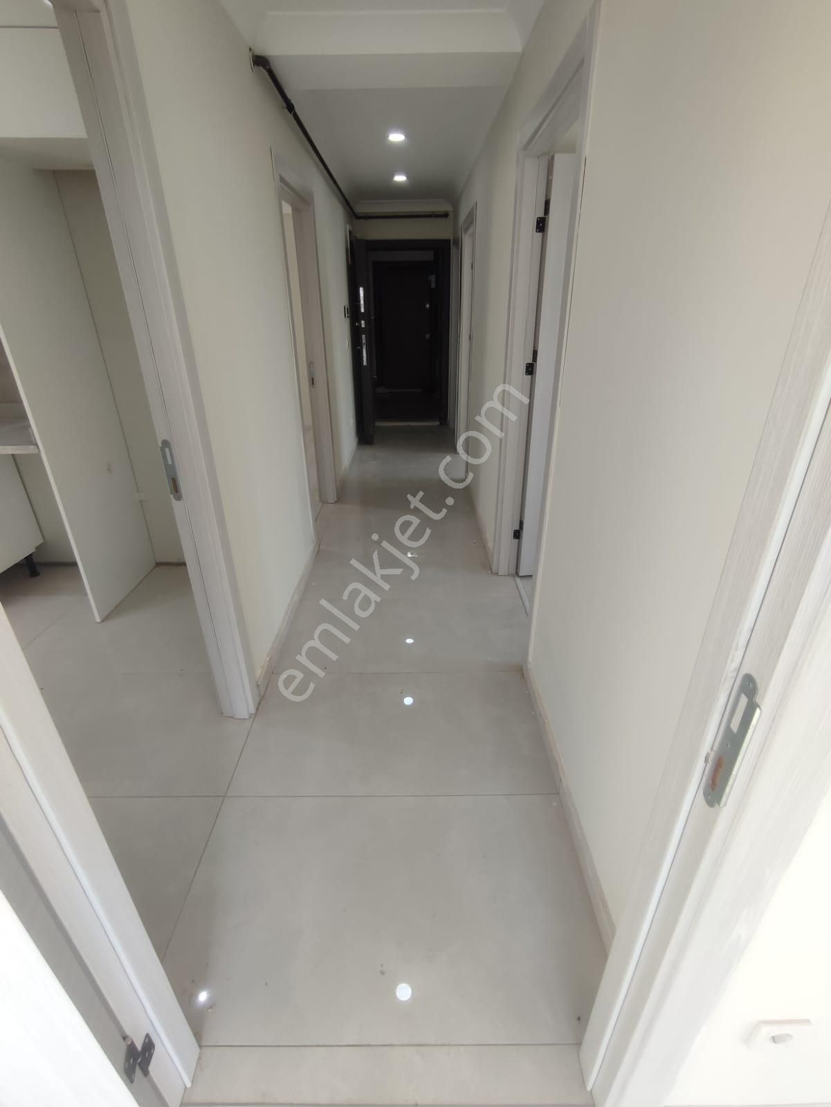 Sultanbeyli Mehmet Akif Mah. 3+1 Satılık Sıfır Ara Kat Daire - Görsel 28