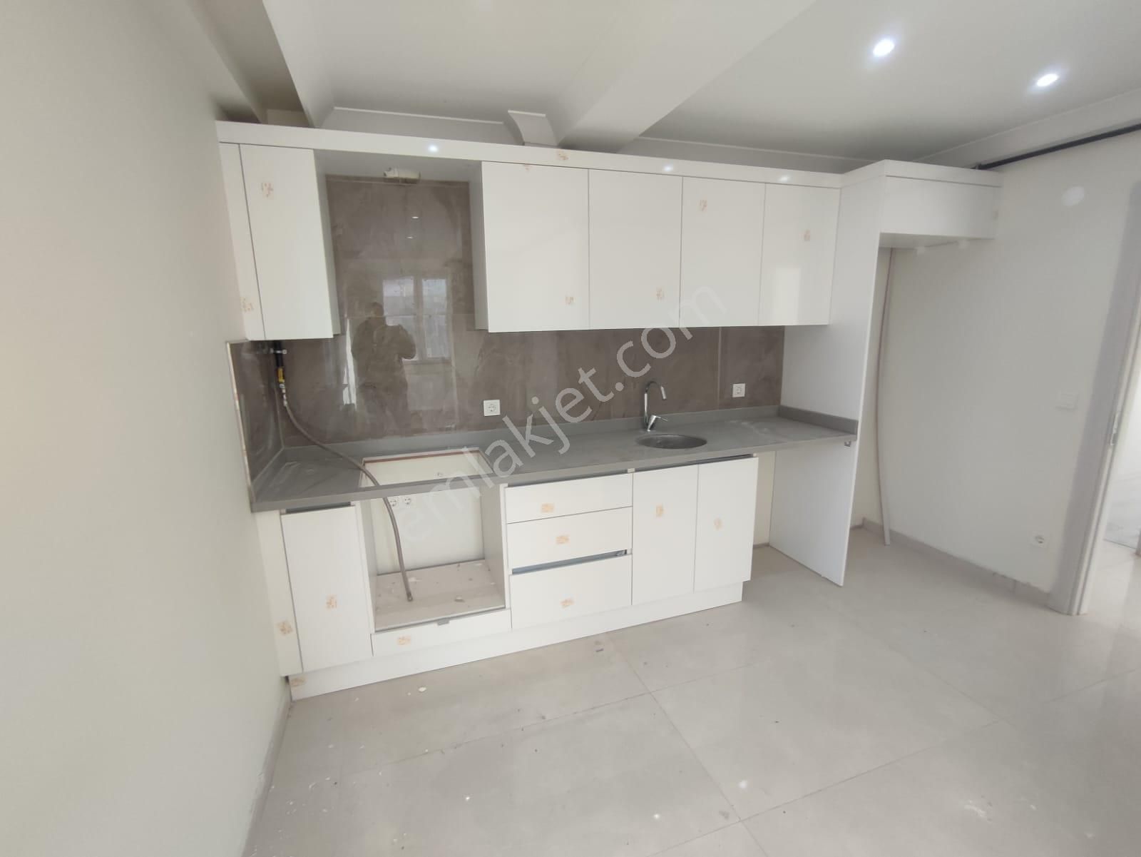 Sultanbeyli Mehmet Akif Mah. 3+1 Satılık Sıfır Ara Kat Daire - Görsel 22