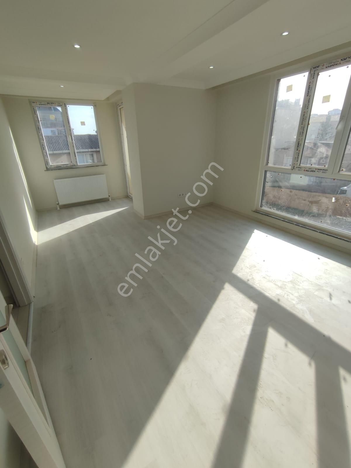 Sultanbeyli Mehmet Akif Mah. 3+1 Satılık Sıfır Ara Kat Daire - Görsel 2