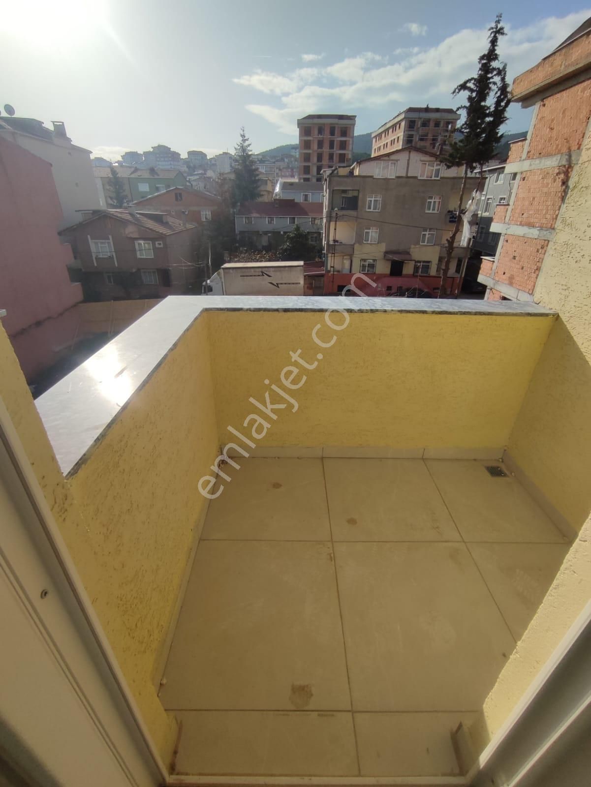 Sultanbeyli Mehmet Akif Mah. 3+1 Satılık Sıfır Ara Kat Daire - Görsel 8