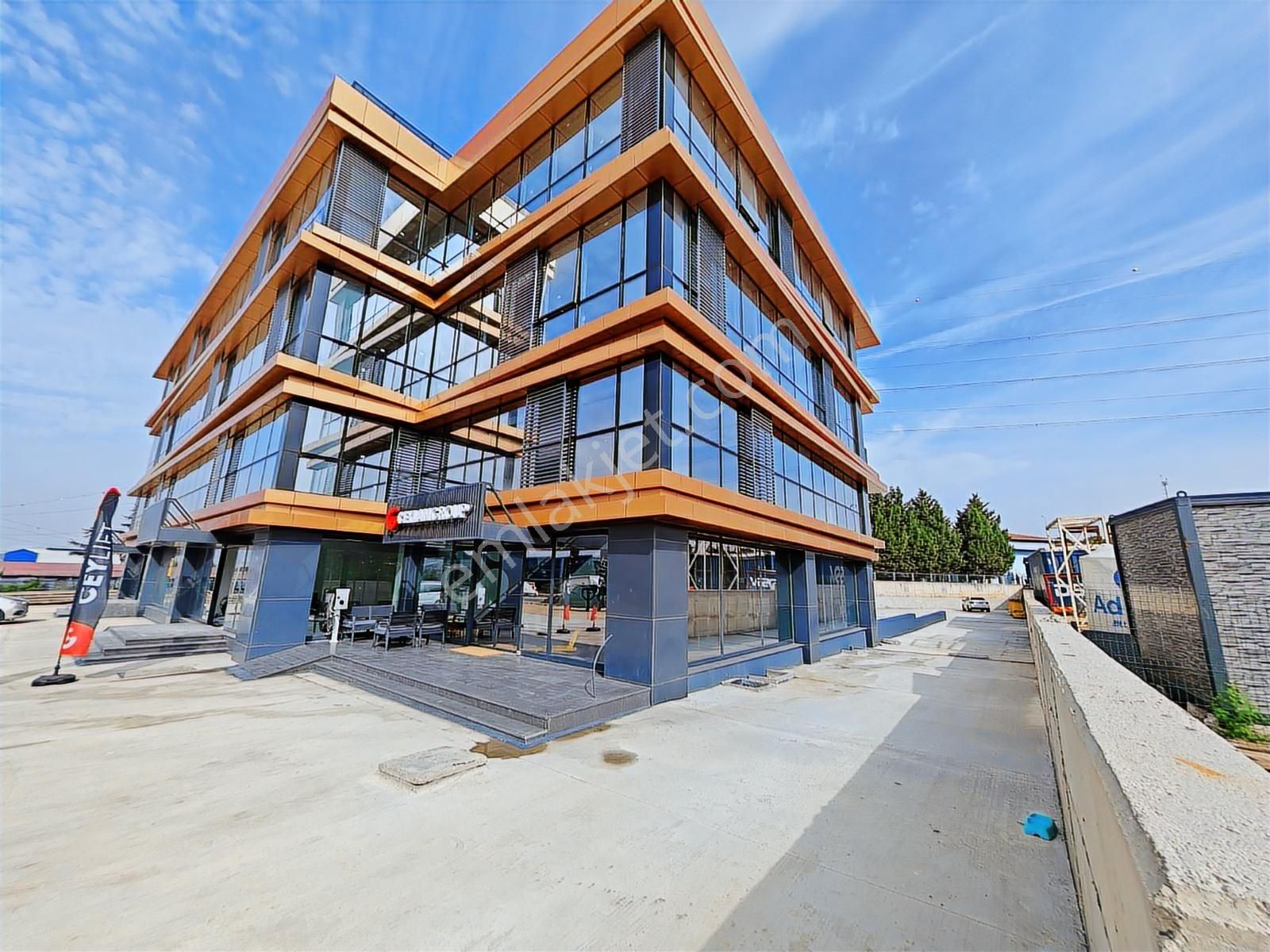 Orhanlı Emsalsiz Lokasyon 530 M2 Ofis Mağaza 3e Gayrimenkul - Görsel 12
