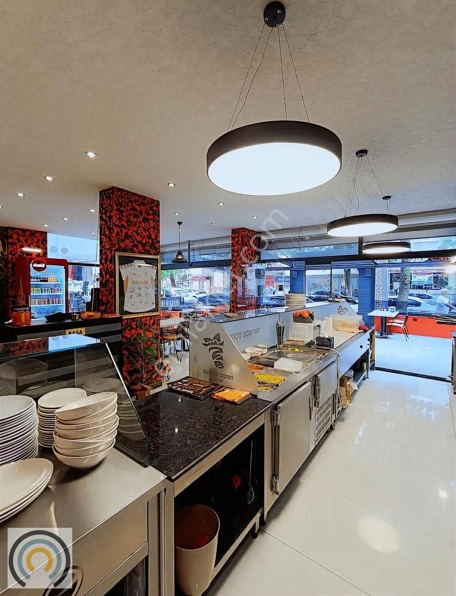 Saadet Caddesi Adalet Sarayına Komşu Kiracılı Satılık Dükkan - Görsel 2