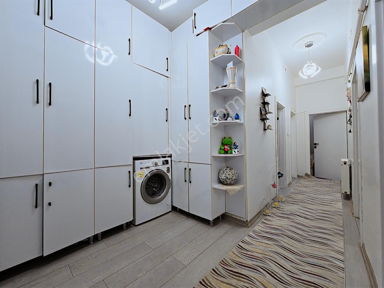 Piyade Mah Satılık 2+1 Kat Konumlu Ful Yapılı Cadde Üstü Daire - Görsel 15