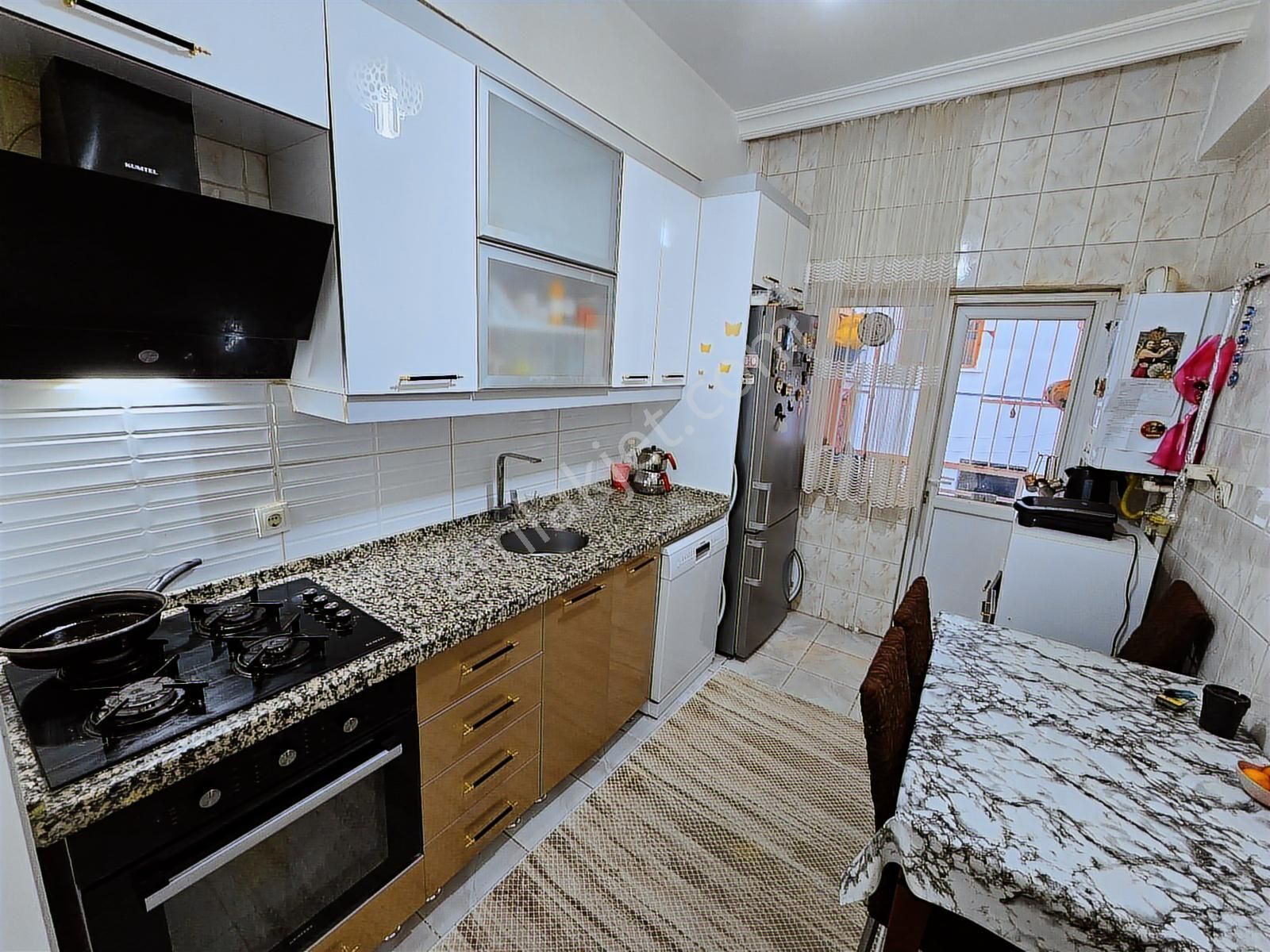 Piyade Mah Satılık 2+1 Kat Konumlu Ful Yapılı Cadde Üstü Daire - Görsel 20