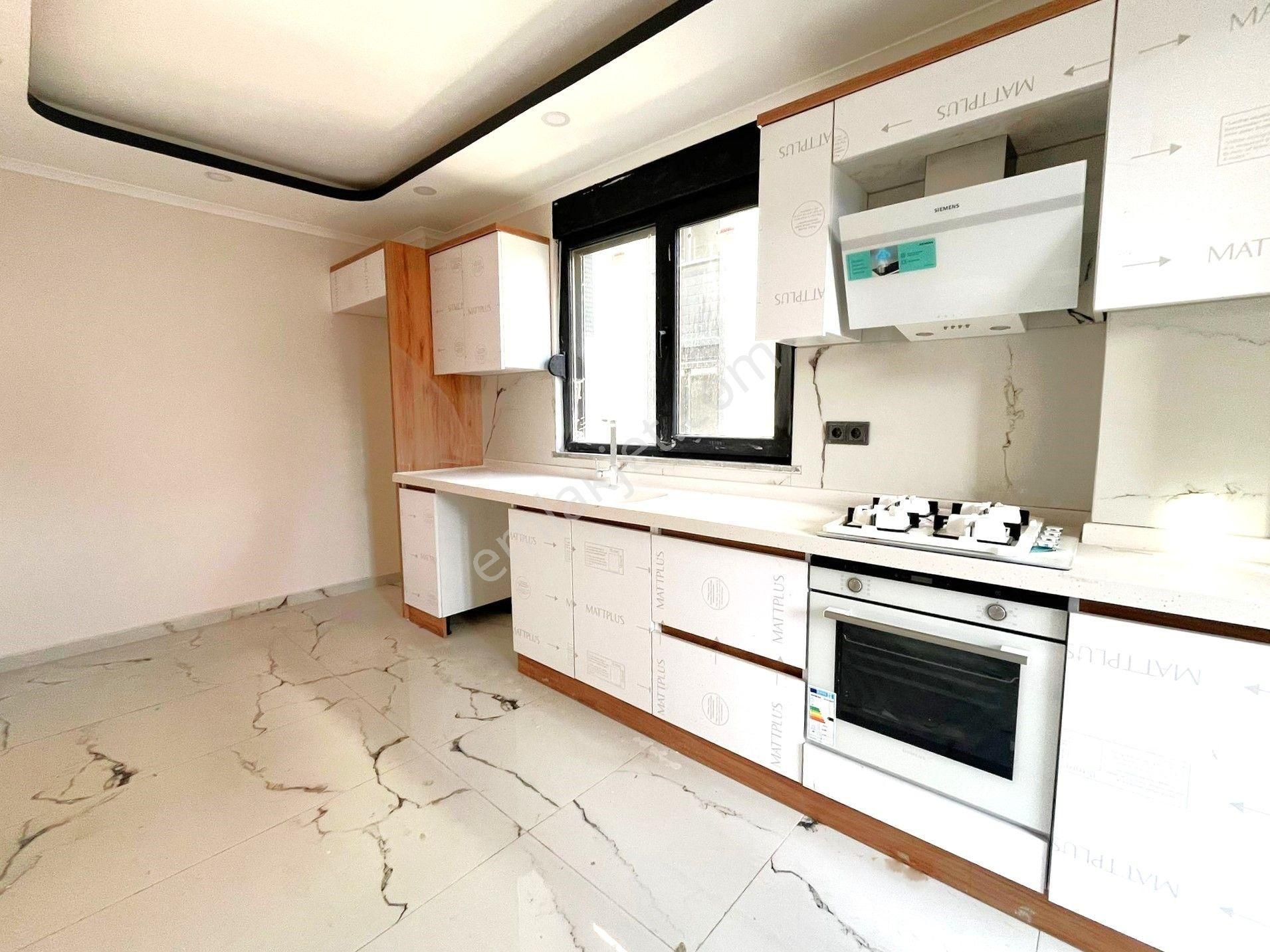 Aygül'den Akçay'da Site İçi Sıfır Ara Kat Ön Cephe Ayrı Mutfaklı Ebeveyn Banyolu 2+1 Satılık Daire - Görsel 6