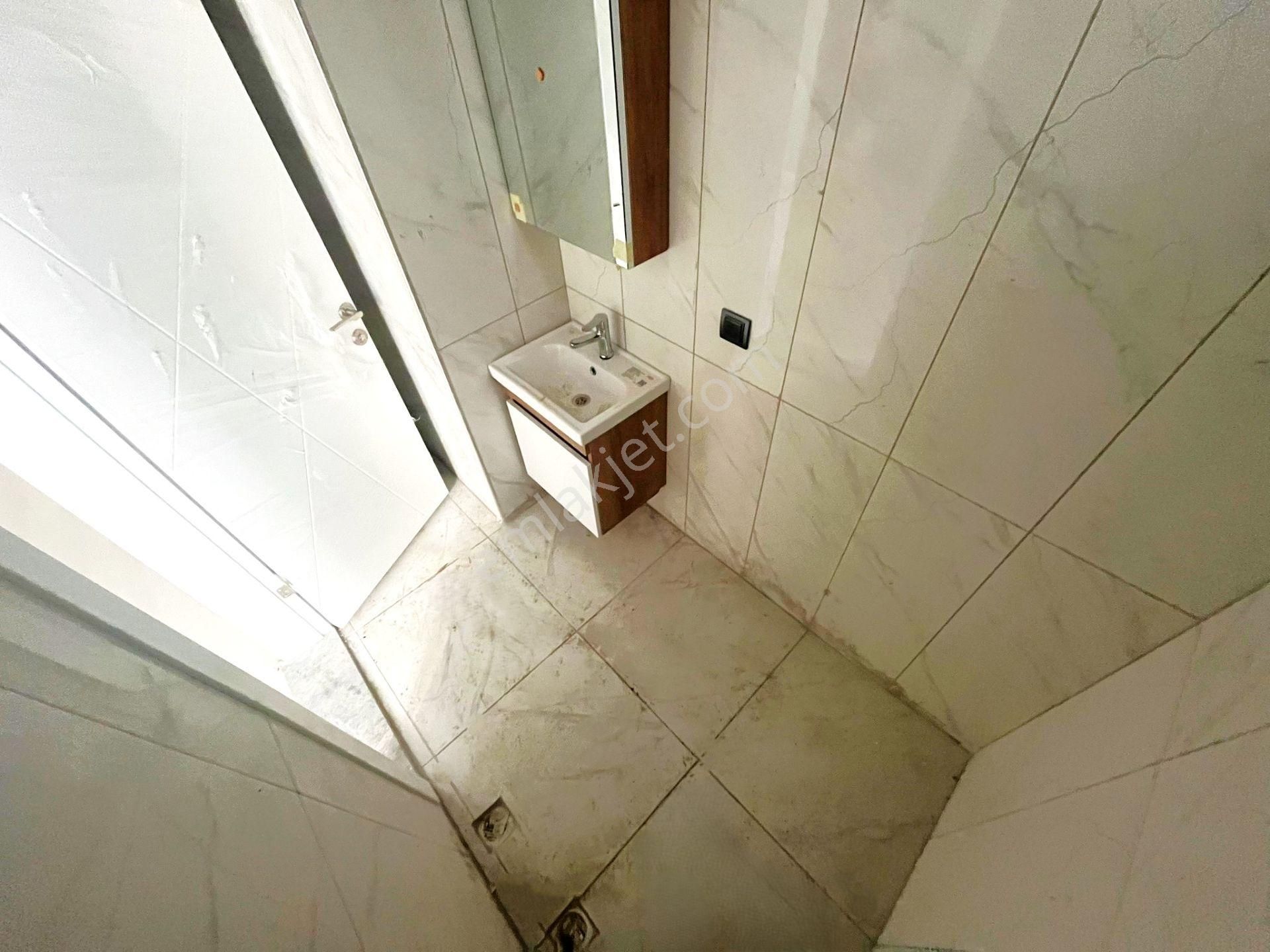 Aygül'den Akçay'da Site İçi Sıfır Ara Kat Ön Cephe Ayrı Mutfaklı Ebeveyn Banyolu 2+1 Satılık Daire - Görsel 19