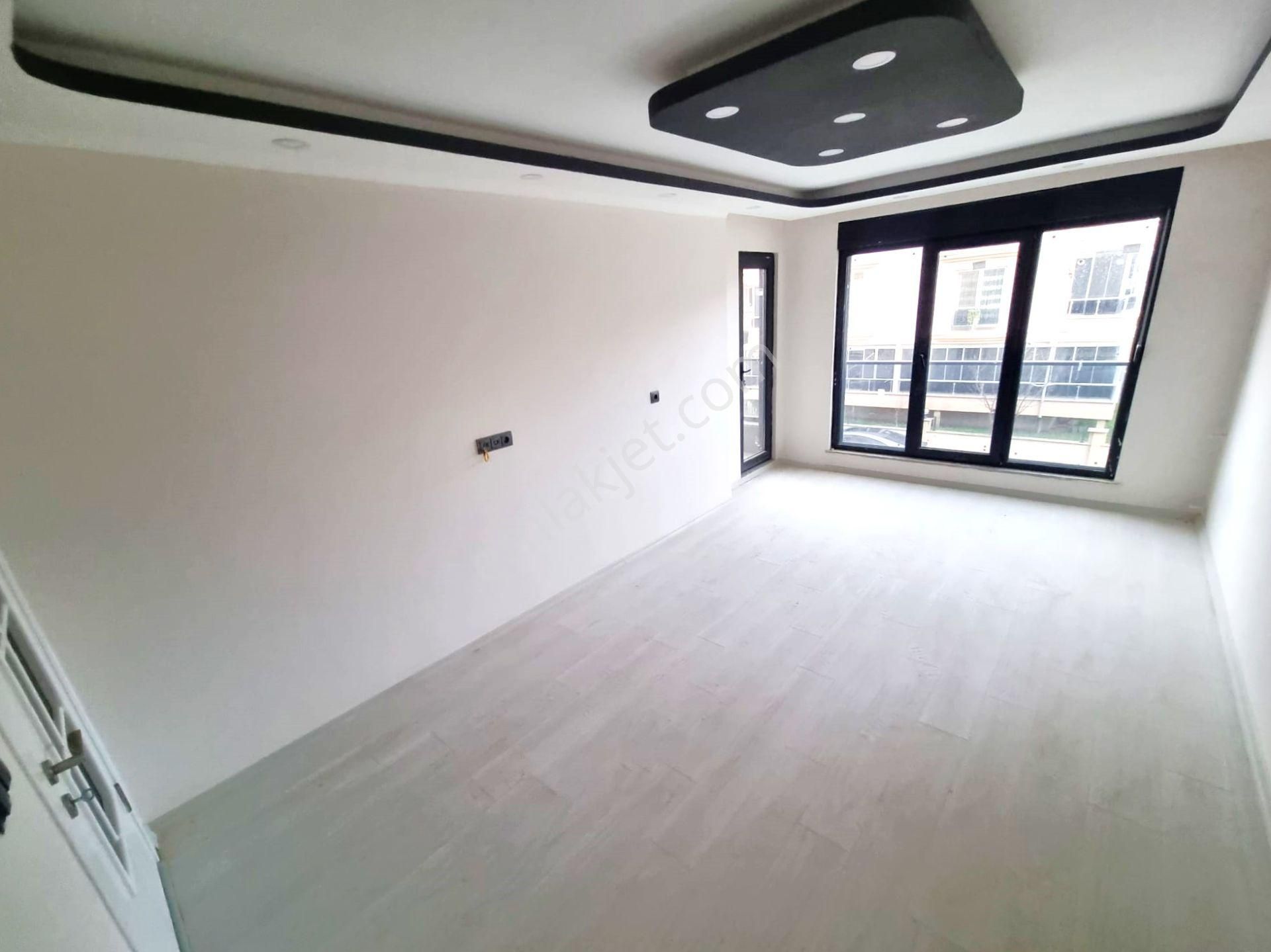 Aygül'den Akçay'da Site İçi Sıfır Ara Kat Ön Cephe Ayrı Mutfaklı Ebeveyn Banyolu 2+1 Satılık Daire - Görsel 9
