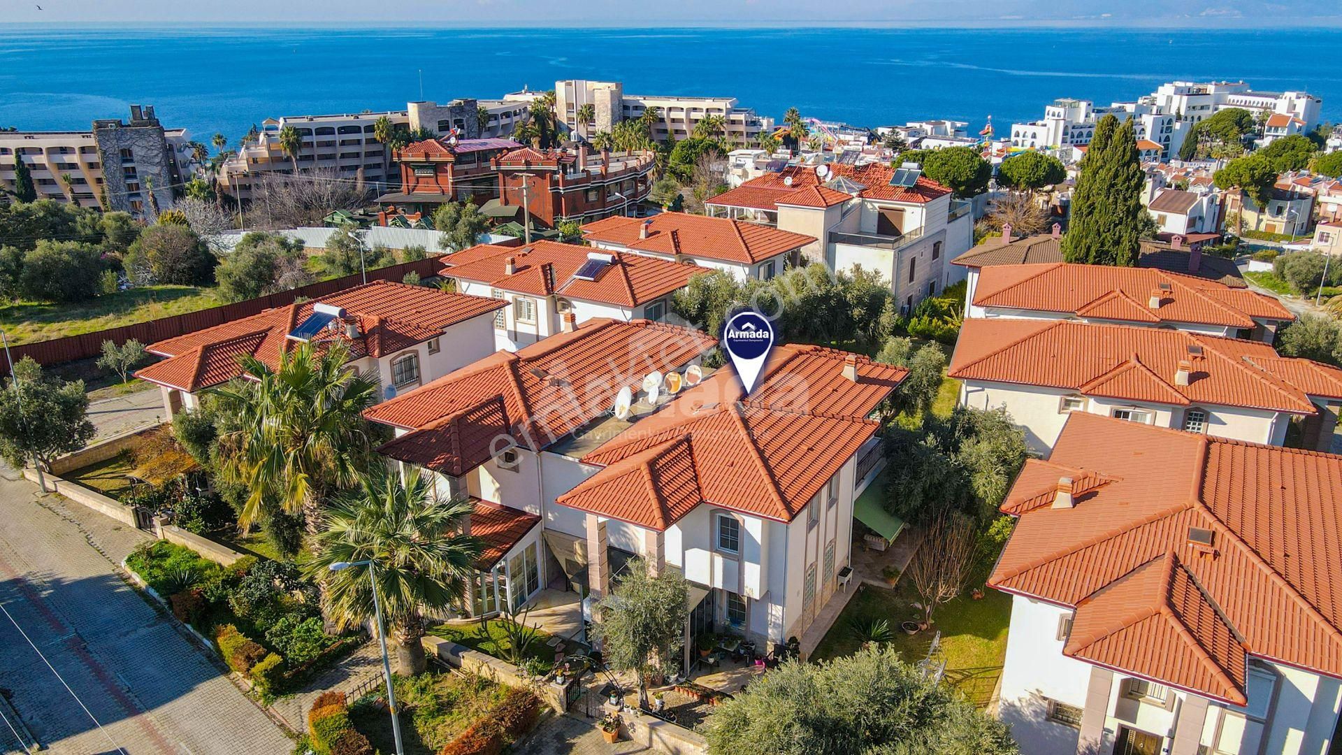 Kuşadası Kadınlar Denizi'nde Panoramik Manzaralı Müstakil 3+1 - Görsel 9