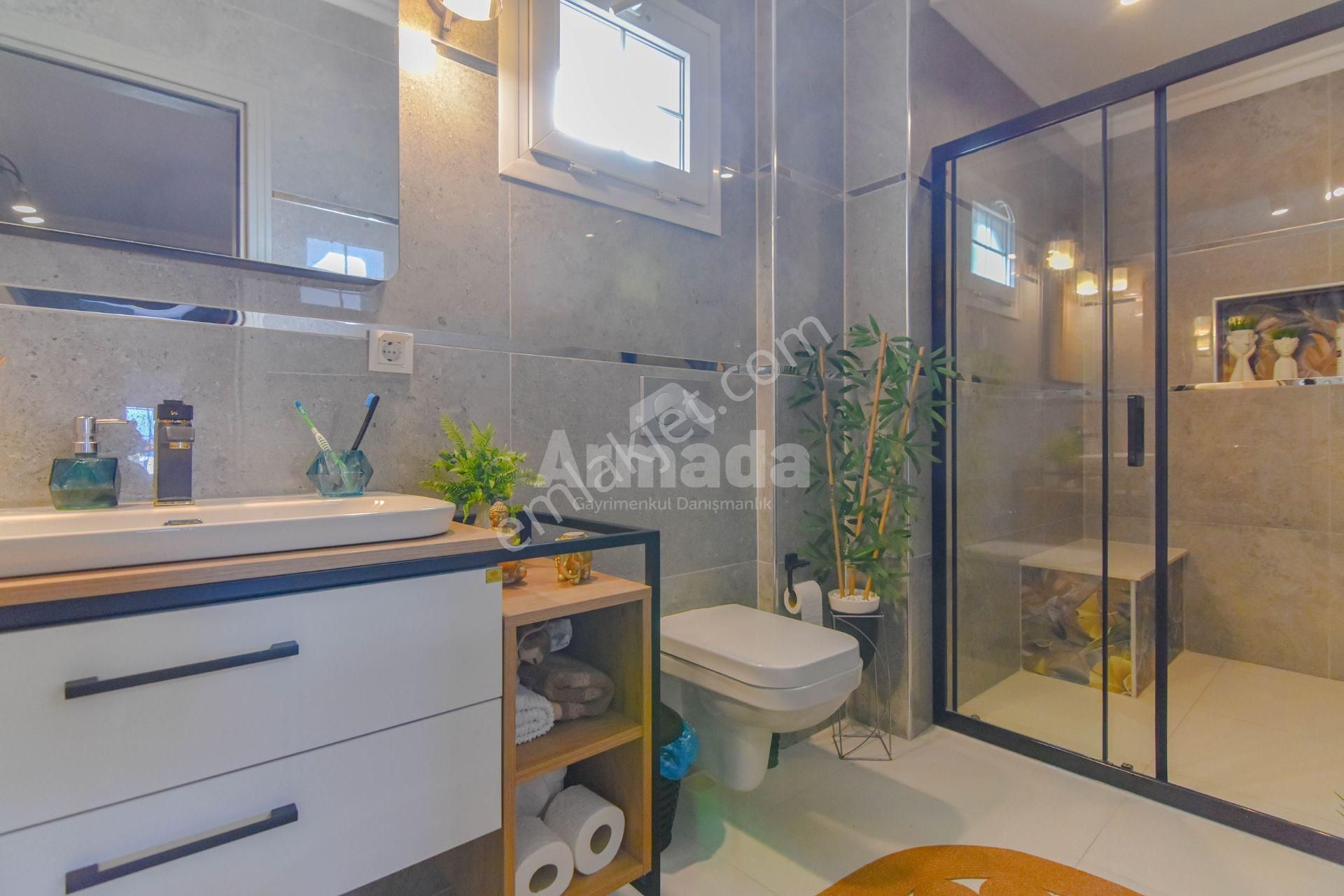 Kuşadası Kadınlar Denizi'nde Panoramik Manzaralı Müstakil 3+1 - Görsel 27