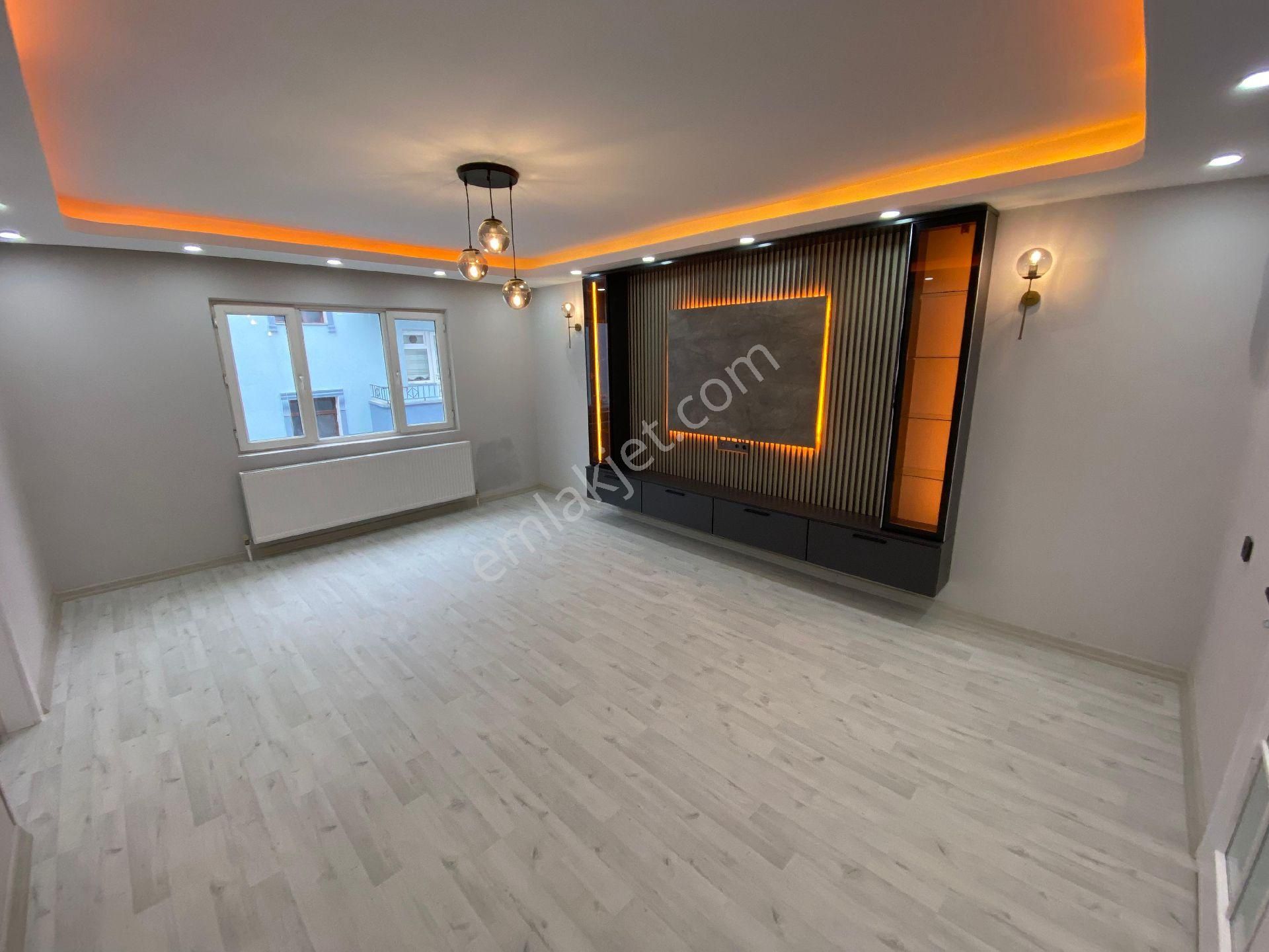 Plevne Mah*cadde Üzeri*3+1*lüks Yapılı*türk Hamamlı*3.kat*balkon*krediye Uygun*110 M² - Görsel 8
