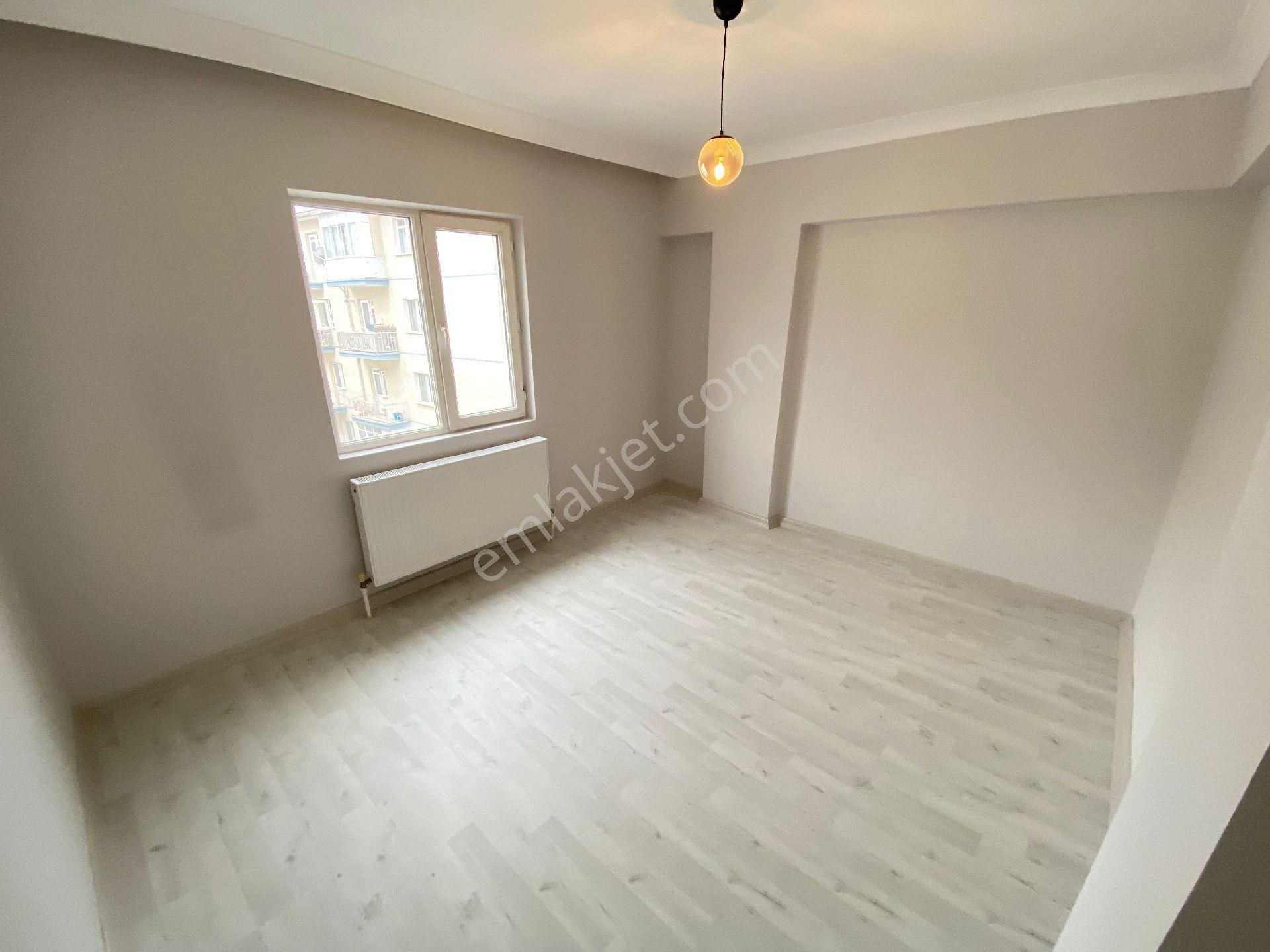 Plevne Mah*cadde Üzeri*3+1*lüks Yapılı*türk Hamamlı*3.kat*balkon*krediye Uygun*110 M² - Görsel 28