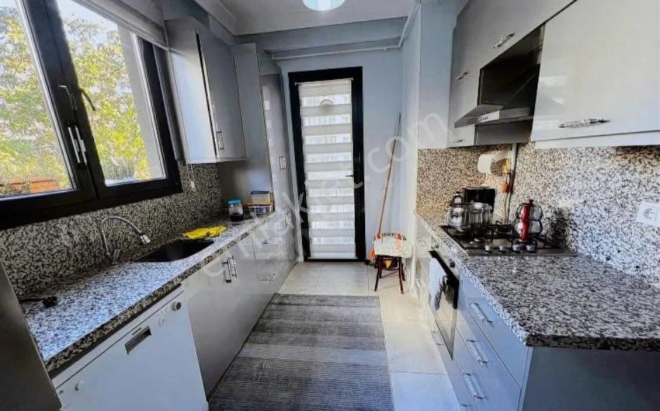 Kadıköy Kozyatağı'nda Ön Cephe, Teraslı, Kozzy Avm Yanında 80 M2 2+1 Satılık Daire - Görsel 5