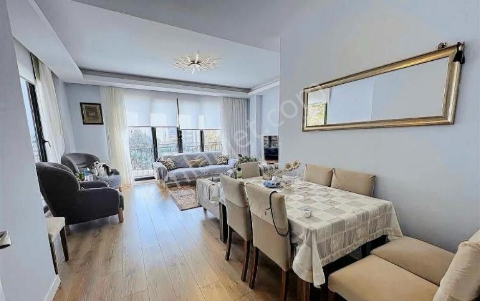 Kadıköy Kozyatağı'nda Ön Cephe, Teraslı, Kozzy Avm Yanında 80 M2 2+1 Satılık Daire - Görsel 3