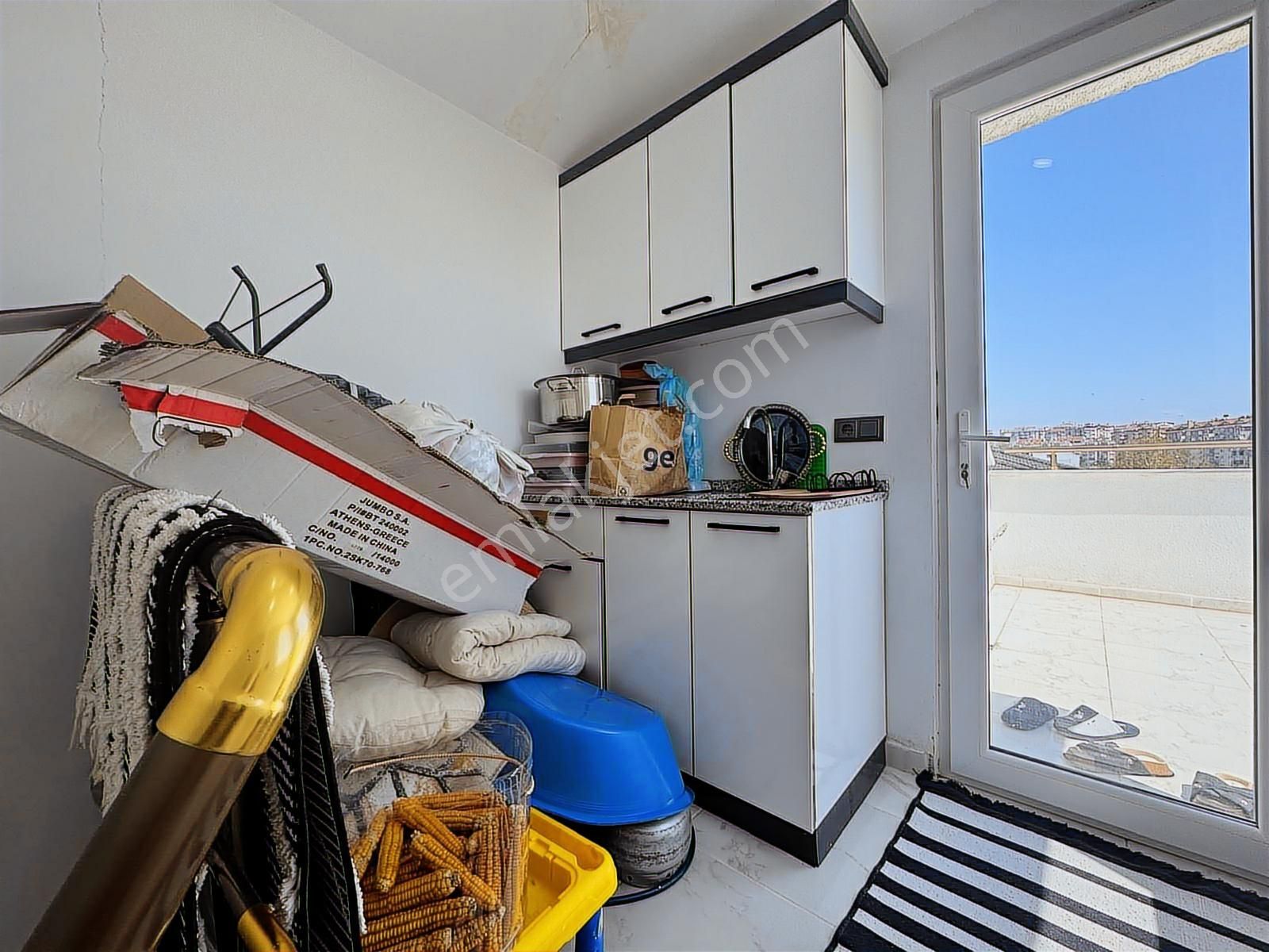 100.yıl Mahallesinde Kredeiye Uygun 3.5 +1 Dublex Daire - Görsel 4