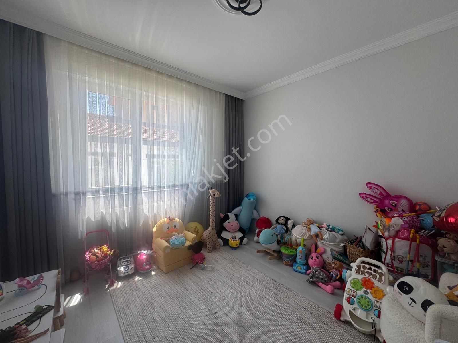 100.yıl Mahallesinde Kredeiye Uygun 3.5 +1 Dublex Daire - Görsel 33