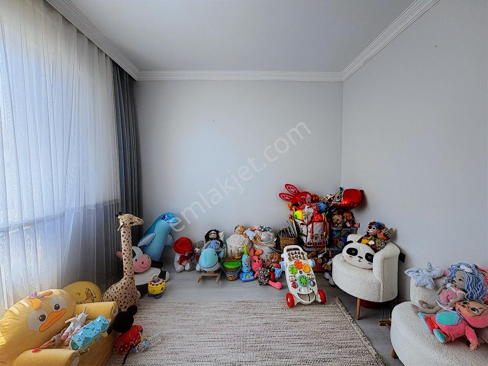 100.yıl Mahallesinde Kredeiye Uygun 3.5 +1 Dublex Daire - Görsel 28
