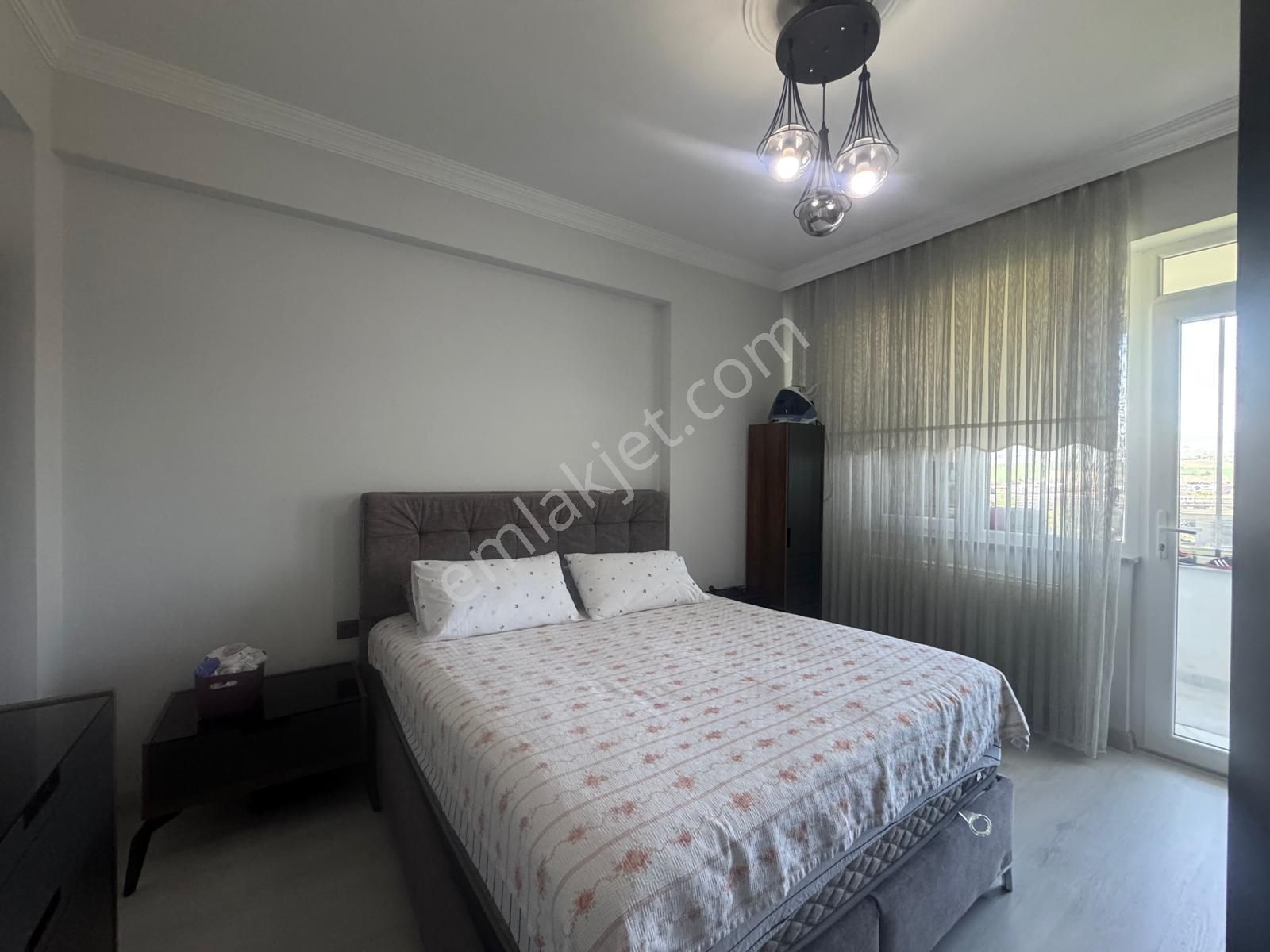 100.yıl Mahallesinde Kredeiye Uygun 3.5 +1 Dublex Daire - Görsel 18