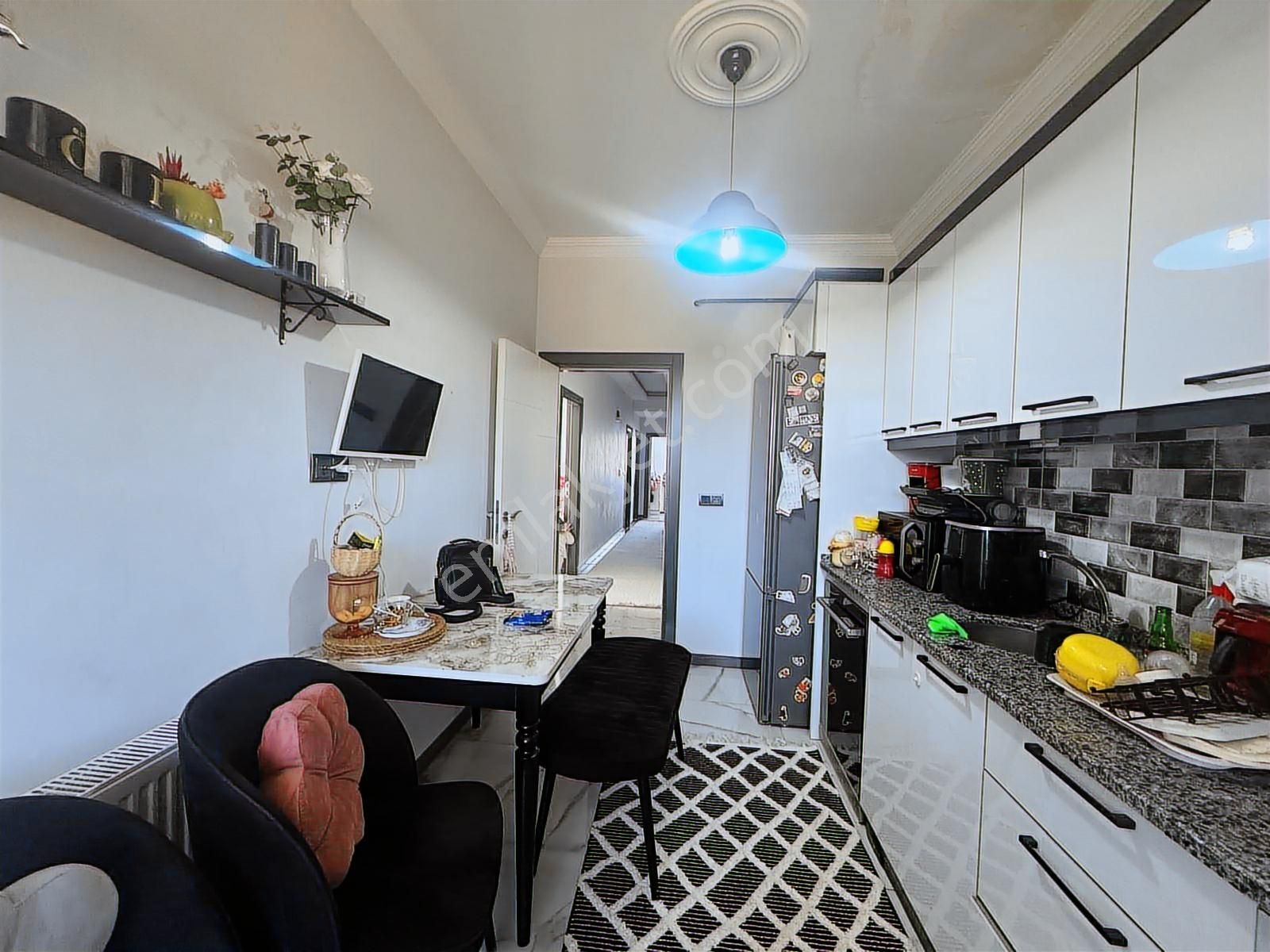 100.yıl Mahallesinde Kredeiye Uygun 3.5 +1 Dublex Daire - Görsel 14