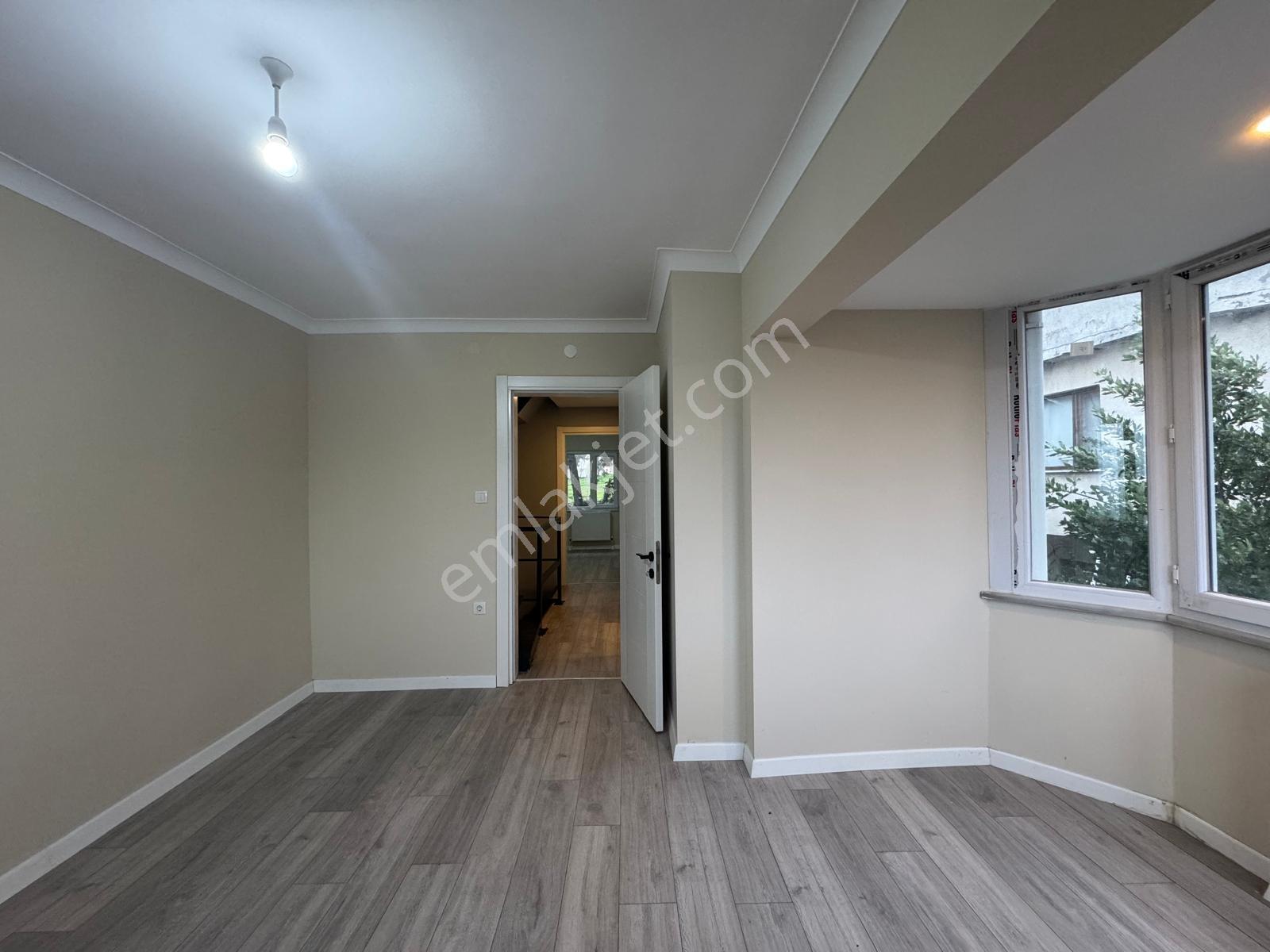 Değirmenaltı Çamlık Bölgesinde 3+1 Deniz Manzaralı Bahçeli Villa - Görsel 19