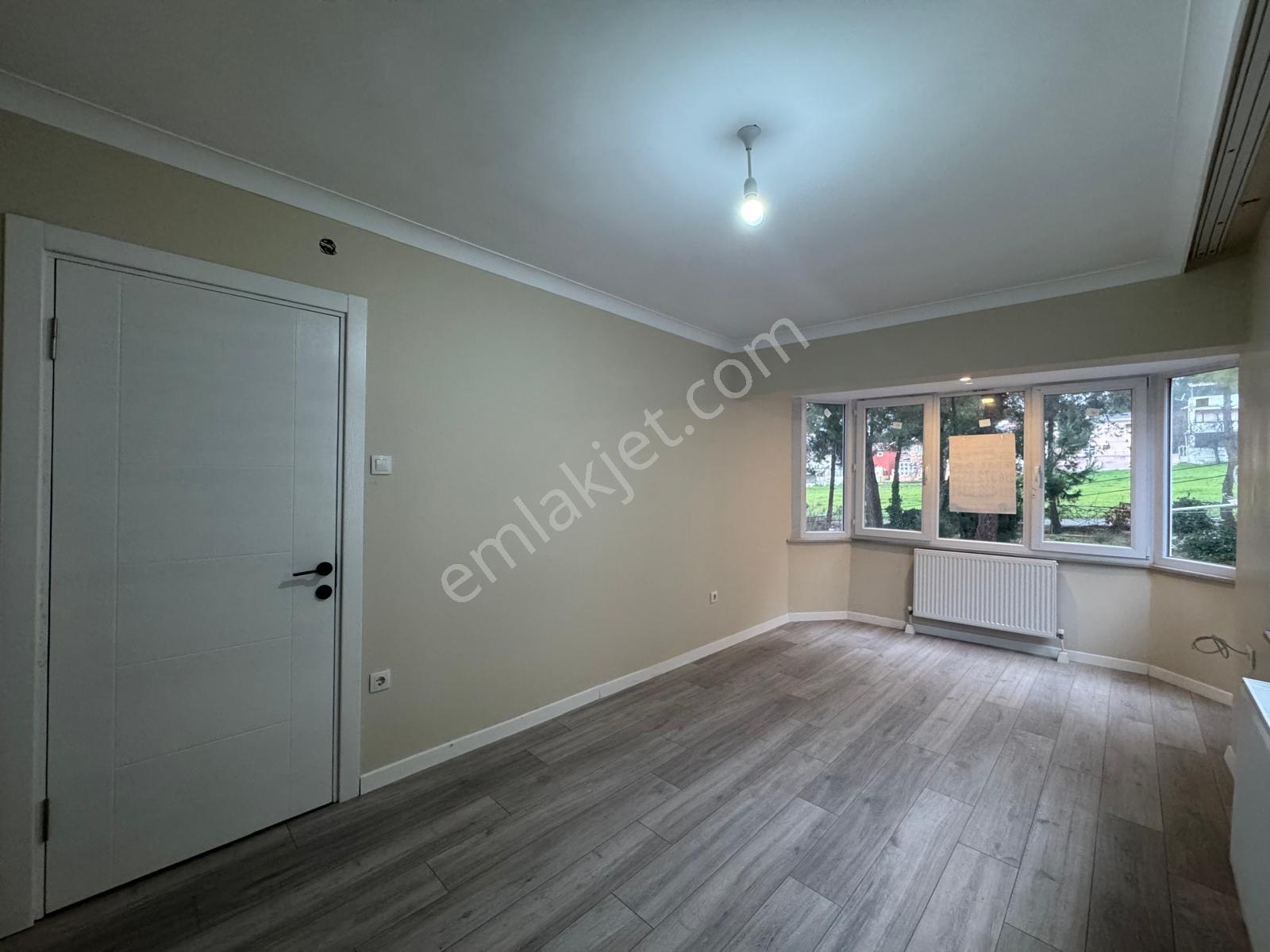 Değirmenaltı Çamlık Bölgesinde 3+1 Deniz Manzaralı Bahçeli Villa - Görsel 3