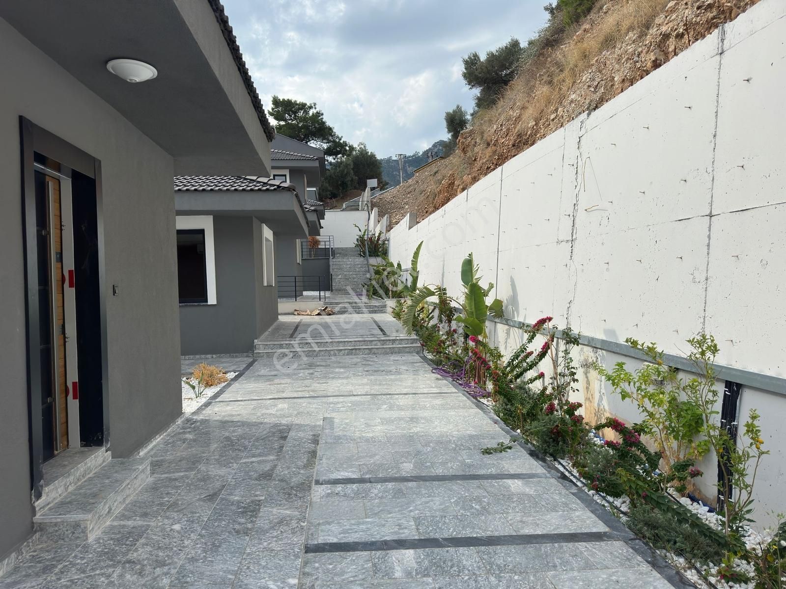 Mabel'den Turunç'ta Kapanmaz Deniz Manzaralı Villa - Görsel 9