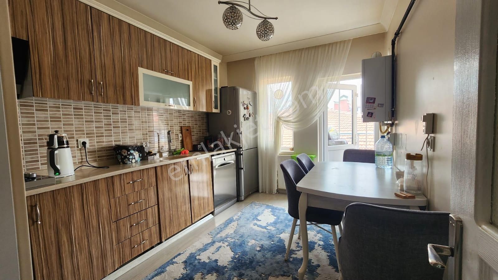 Kalecik Emlak'tan M.akif Ersoy İ.ö.o Yakını Yapılı Masrfasız 2+1 Orta Kat. - Görsel 3