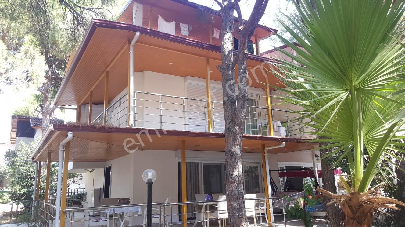 Kuşadası Mistur Sitesi'nde Satılık Triplex Villa - Görsel 3