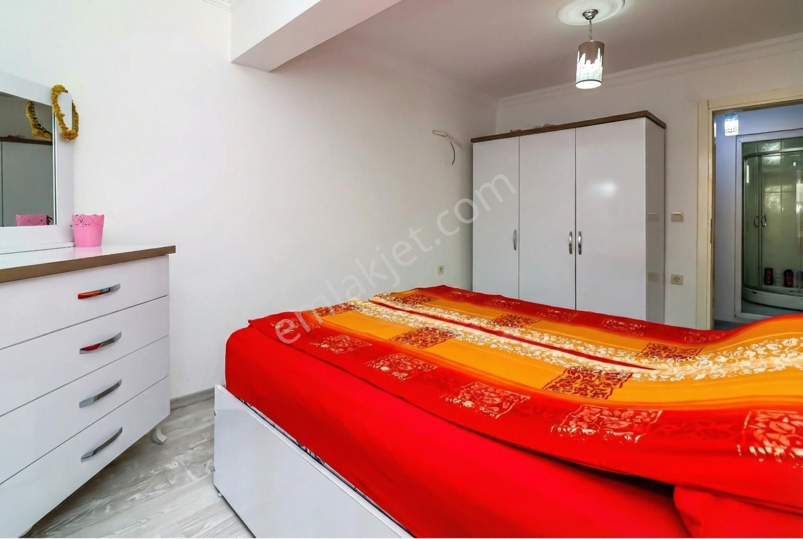 Kuşadası Mistur Sitesi'nde Satılık Triplex Villa - Görsel 23