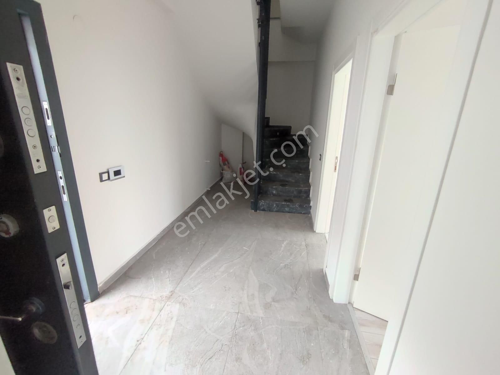 Altınkum Mahallesinde 3+1 Asansörlü Sıfır Teraslı Dubleks Daire - Görsel 4
