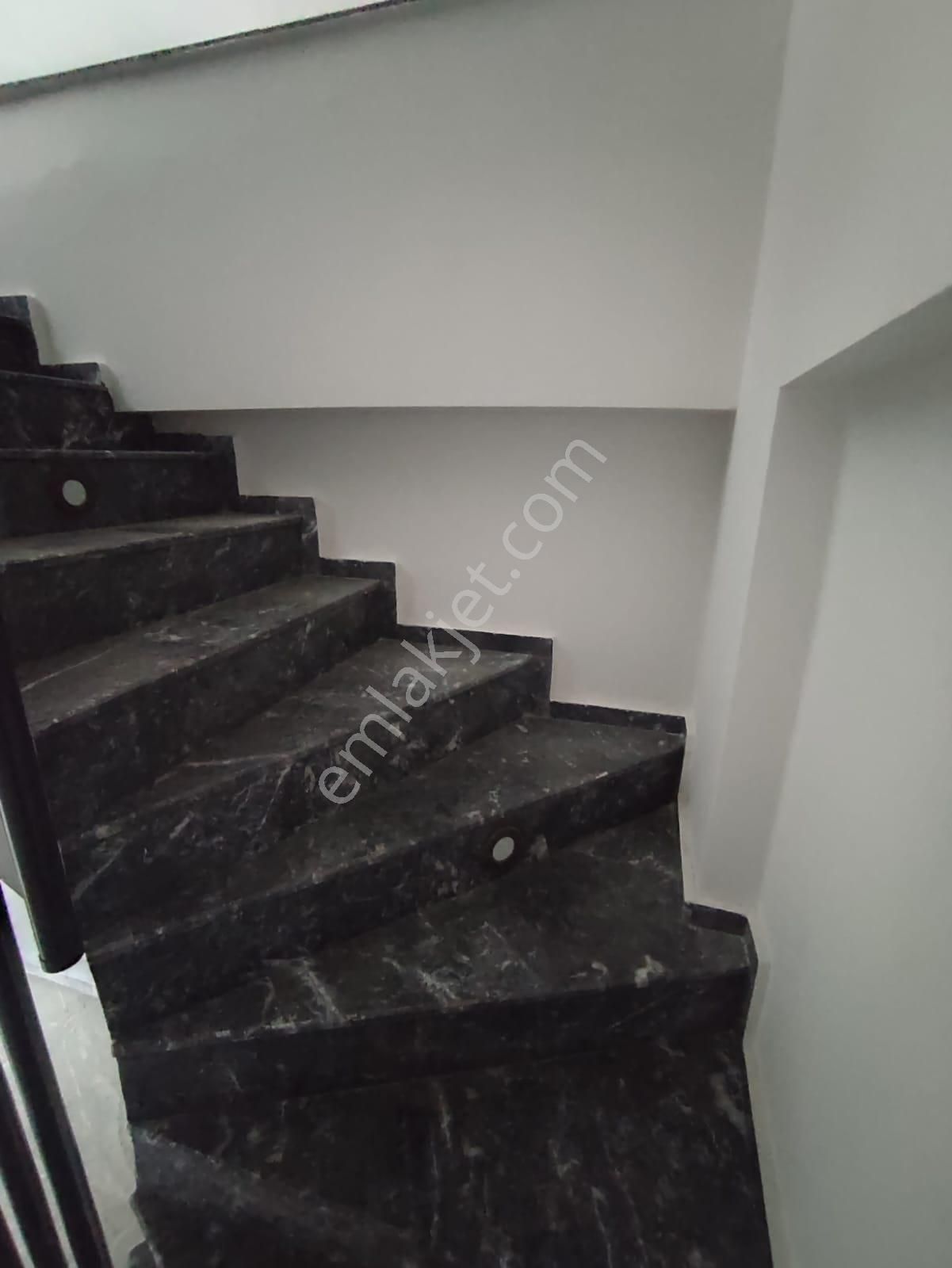Altınkum Mahallesinde 3+1 Asansörlü Sıfır Teraslı Dubleks Daire - Görsel 18