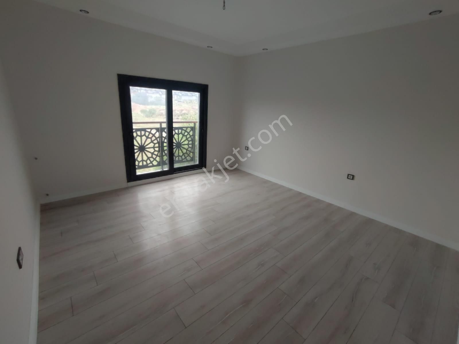 Altınkum Mahallesinde 3+1 Asansörlü Sıfır Teraslı Dubleks Daire - Görsel 24