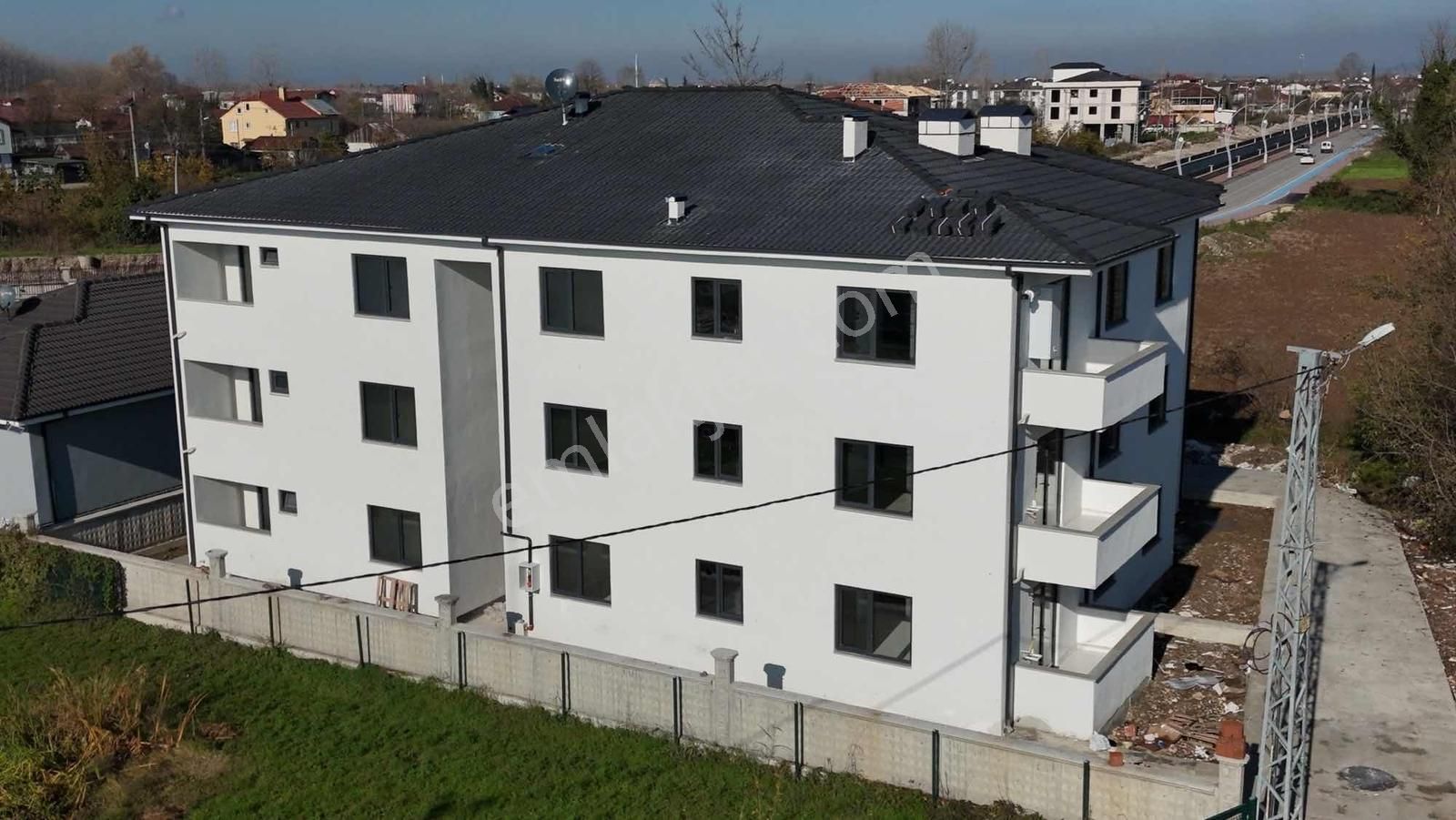 Yön Group'tan Çarşı Merkeze Yakın Kiralık 2+1 Daire - Görsel 17