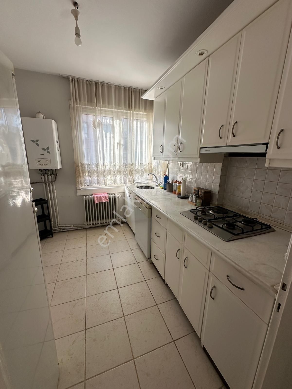 Ata Emlak'tan Fatih Caddesinde 3+1 Eşyalı Kiralık Daire - Görsel 2