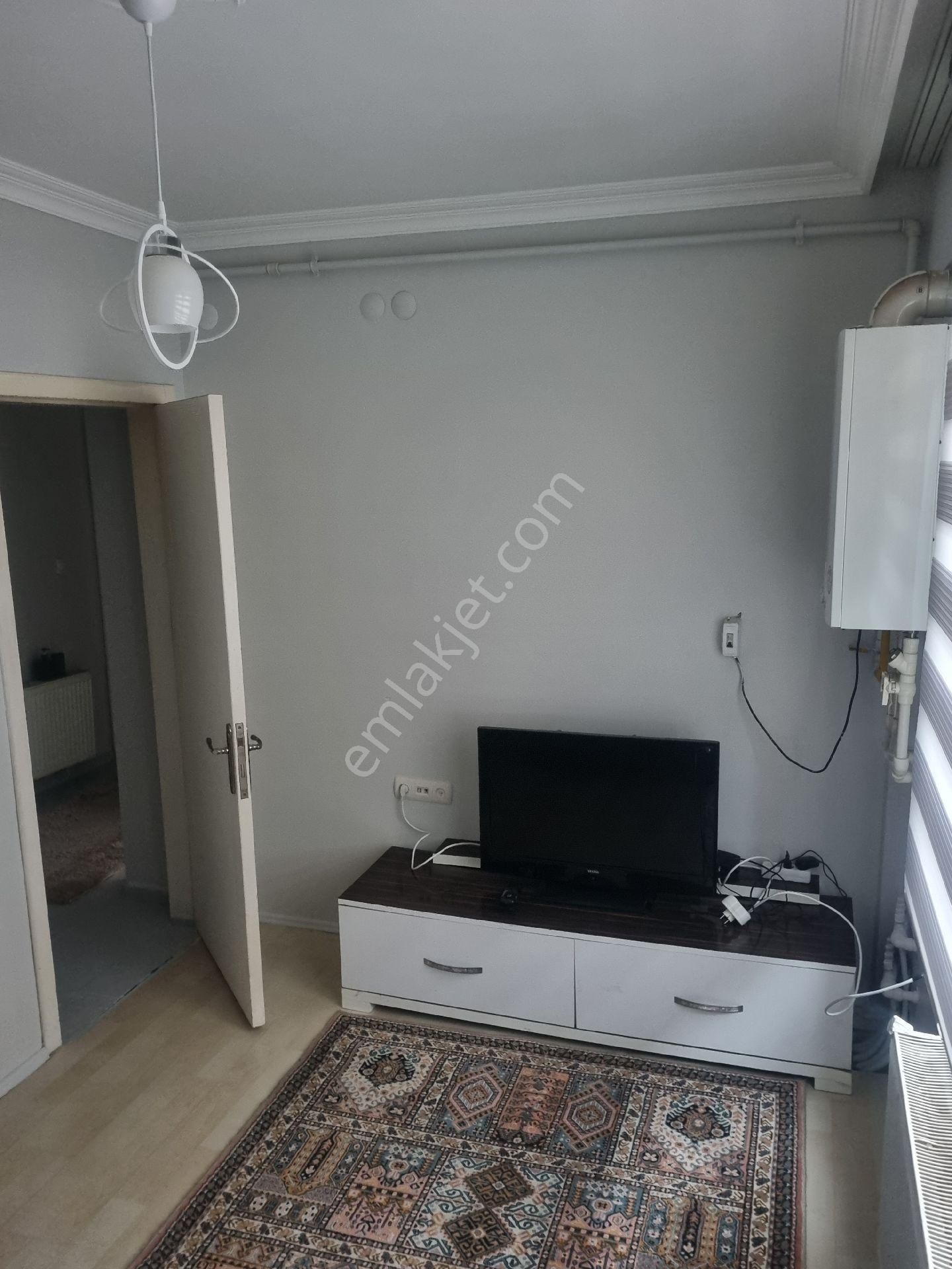 İcem Kapi Karsisi Asansorlu Arakat 1+1 - Görsel 2