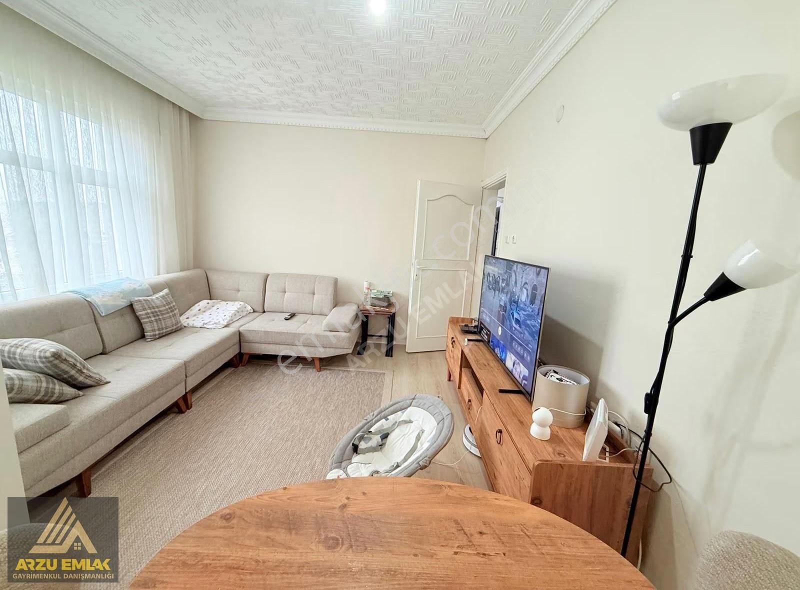 Arzu Emlaktan Cumhuriyet Mah. Hamza Yerlikaya 2+1 2.kat Daire - Görsel 12