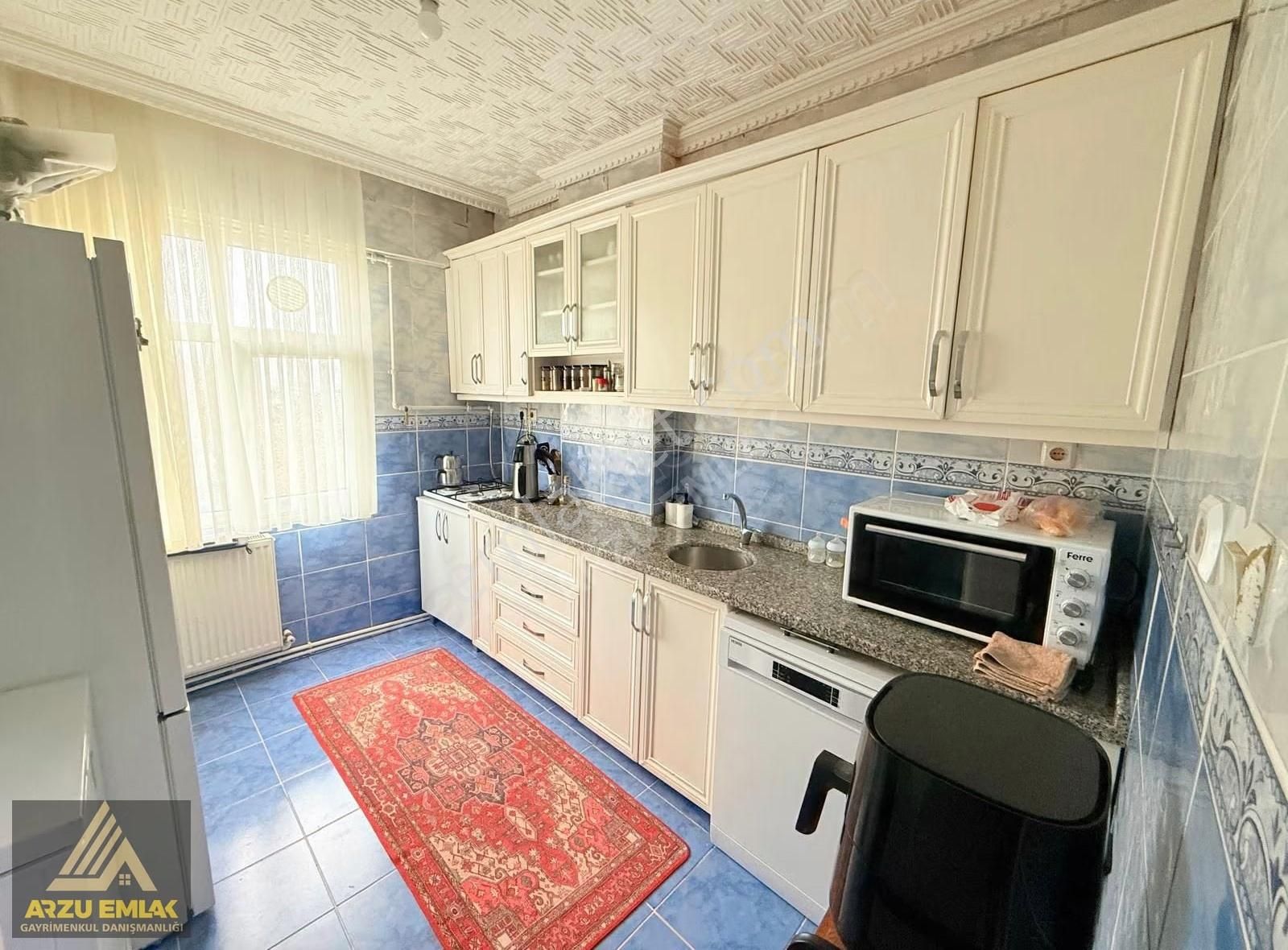 Arzu Emlaktan Cumhuriyet Mah. Hamza Yerlikaya 2+1 2.kat Daire - Görsel 13