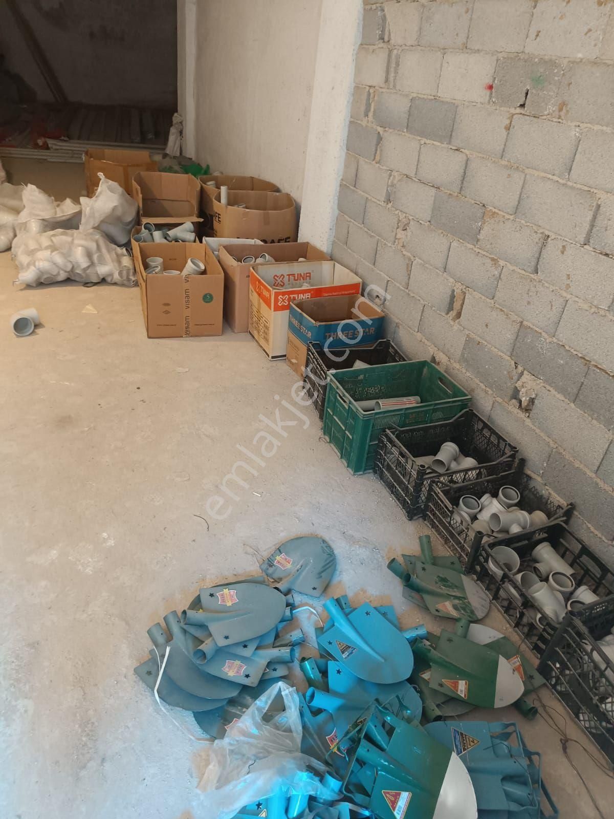 Meram Harmancıkta Hırdavat Dükkanı - Görsel 2