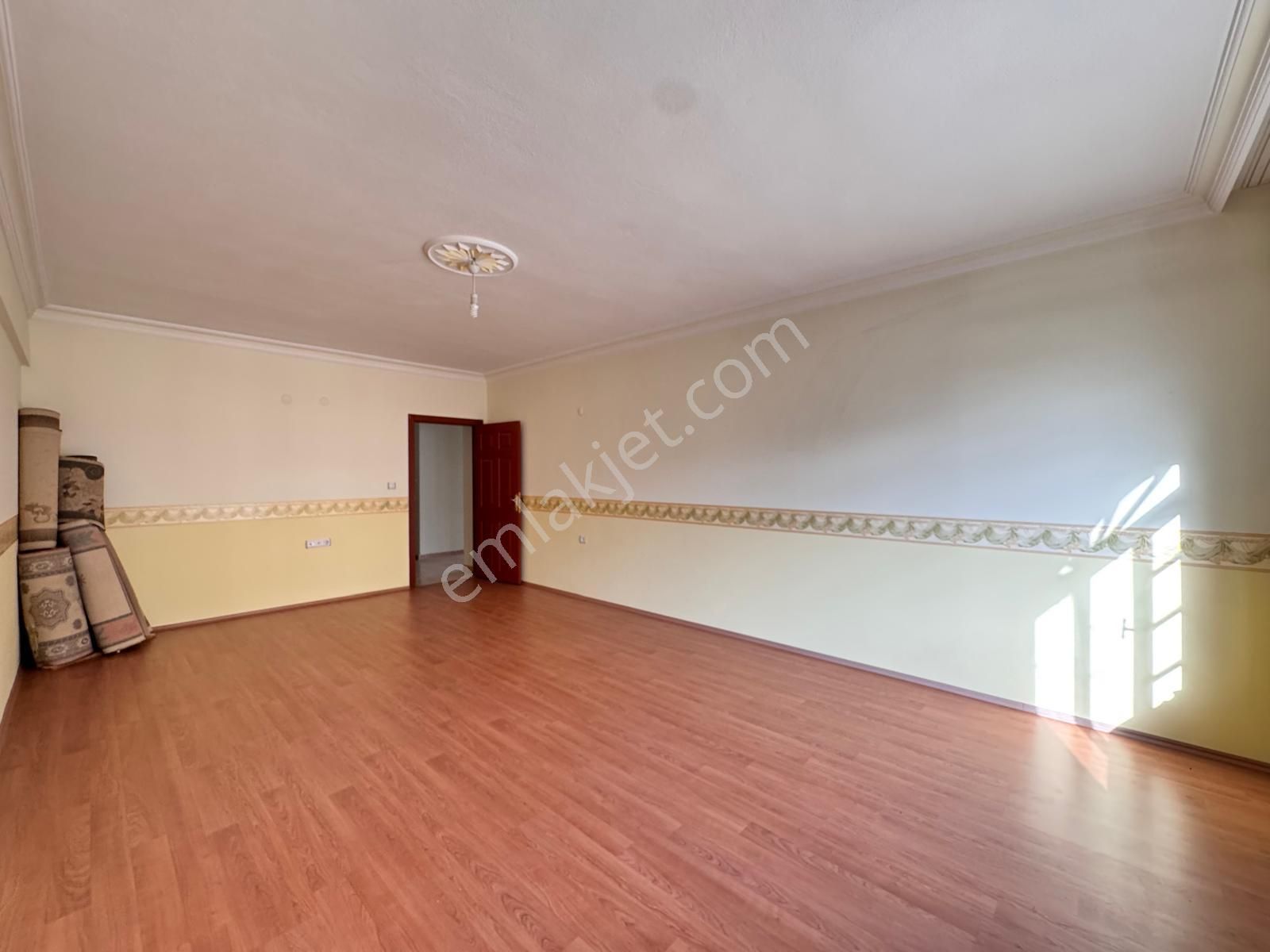 Lider Emlak'tan Panoramik Manzaralı **5+2** Dubleks 265 M2 - Görsel 14