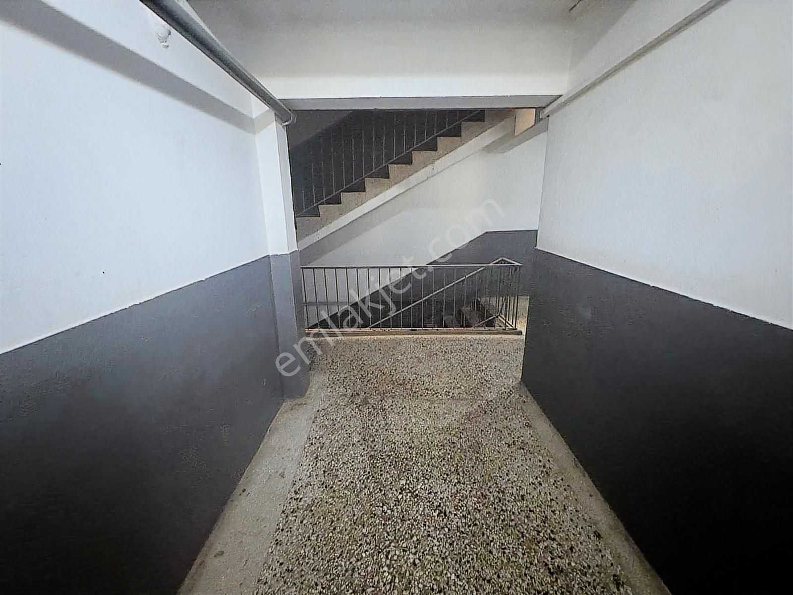 Keçiörenin En Nezih Bölgelerinden Foça Sokakta 2+1 Satılık - Görsel 3