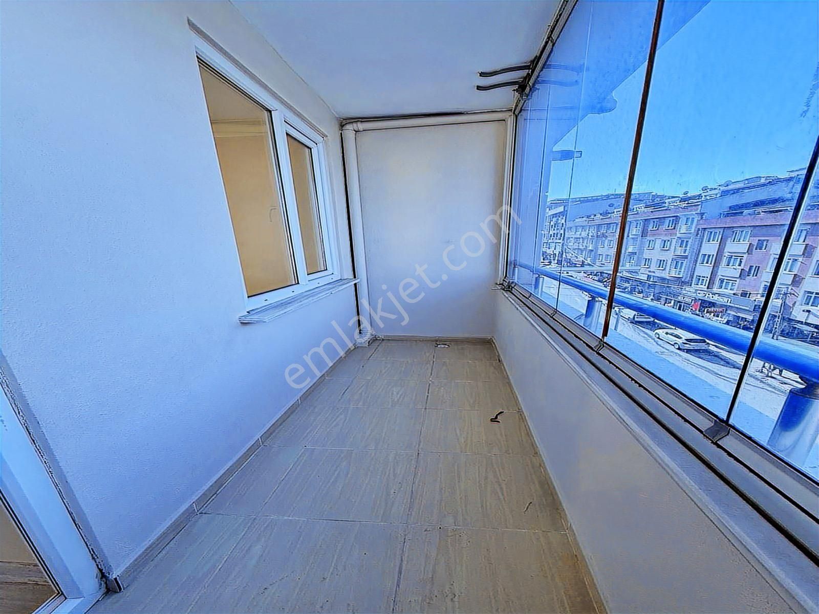 Mehterçeşme Satılık Asansörlü 2+1 Balkonlu Geniş Ferah Daire - Görsel 11