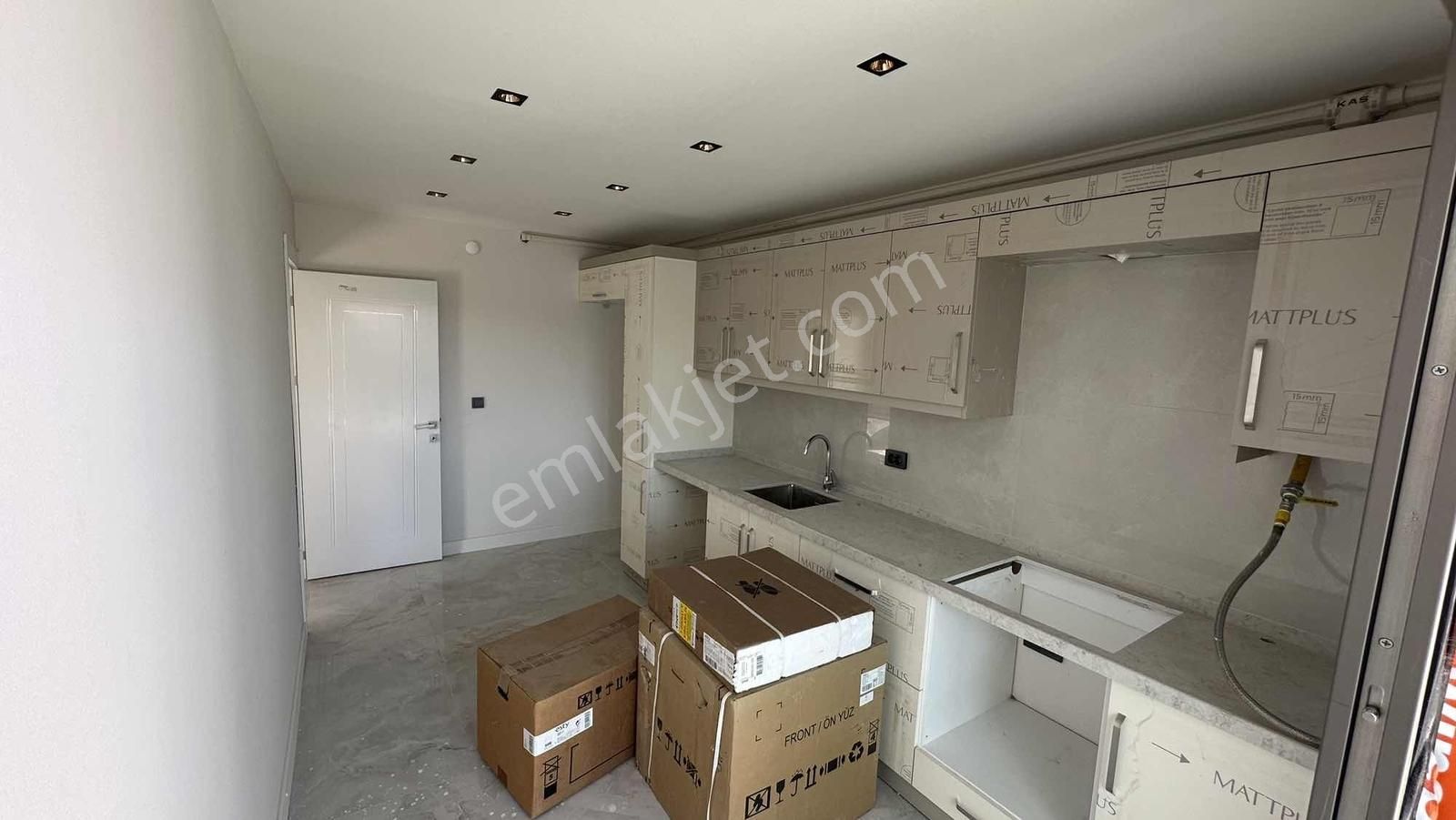 Rw Nefes'ten Burhaniye Merkez'de Kapalı Mutfaklı 2+1 Sıfır Daire - Görsel 11