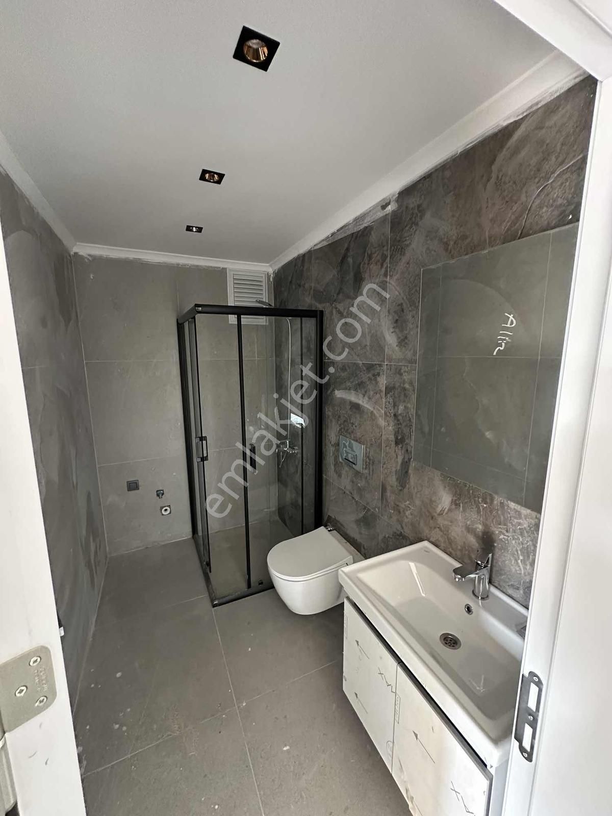 Rw Nefes'ten Burhaniye Merkez'de Kapalı Mutfaklı 2+1 Sıfır Daire - Görsel 6