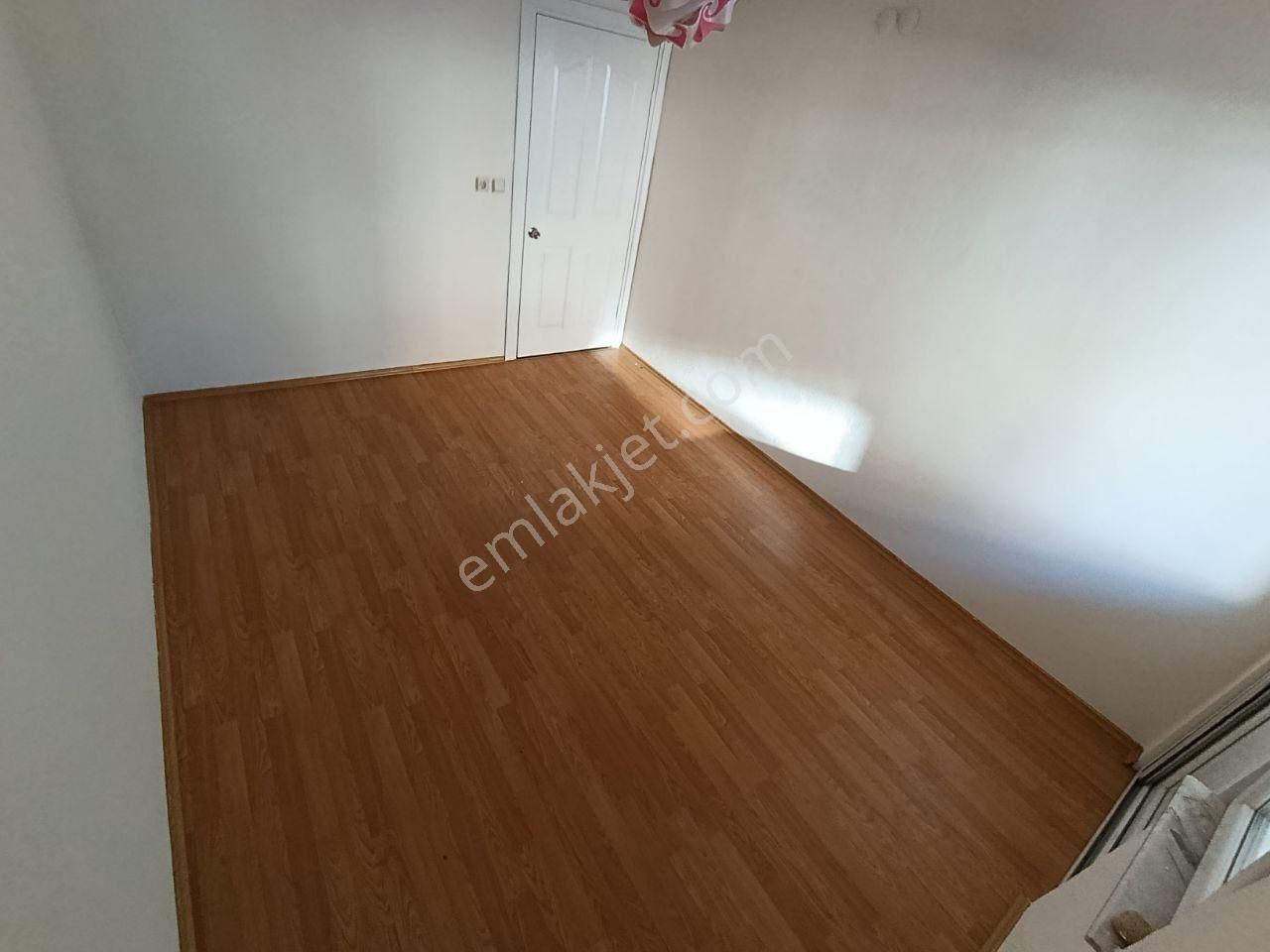 Altınkum Merkezde Denize 400 Metre Pazarın İçinde Ön Cephe 2+1 Daire - Görsel 31