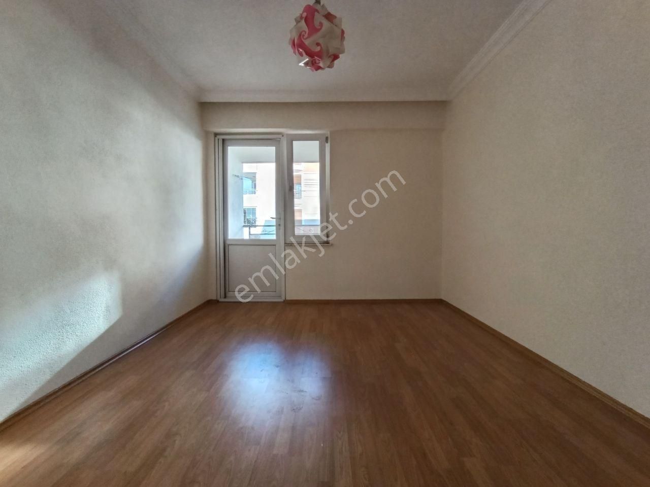 Altınkum Merkezde Denize 400 Metre Pazarın İçinde Ön Cephe 2+1 Daire - Görsel 30